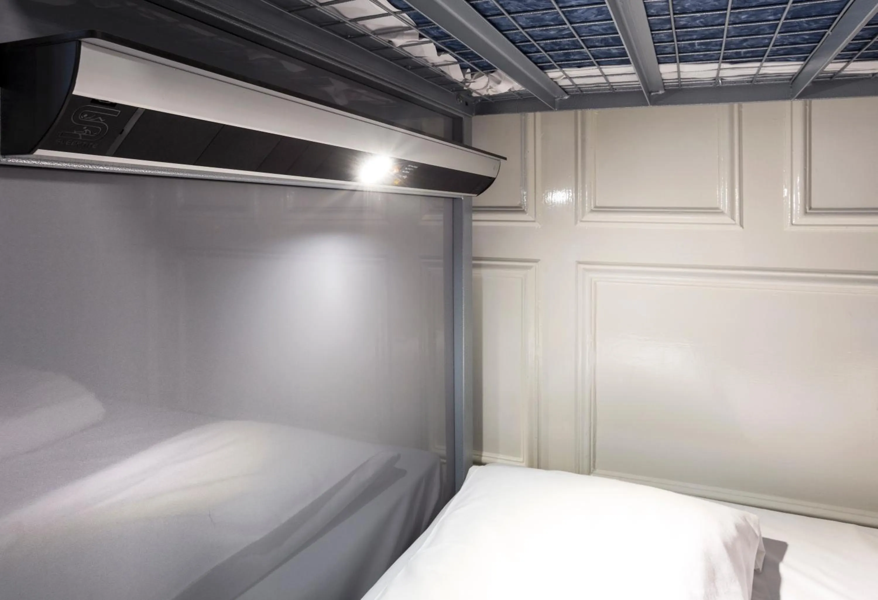 bunk bed, Bed in Astor Hyde Park Hostel