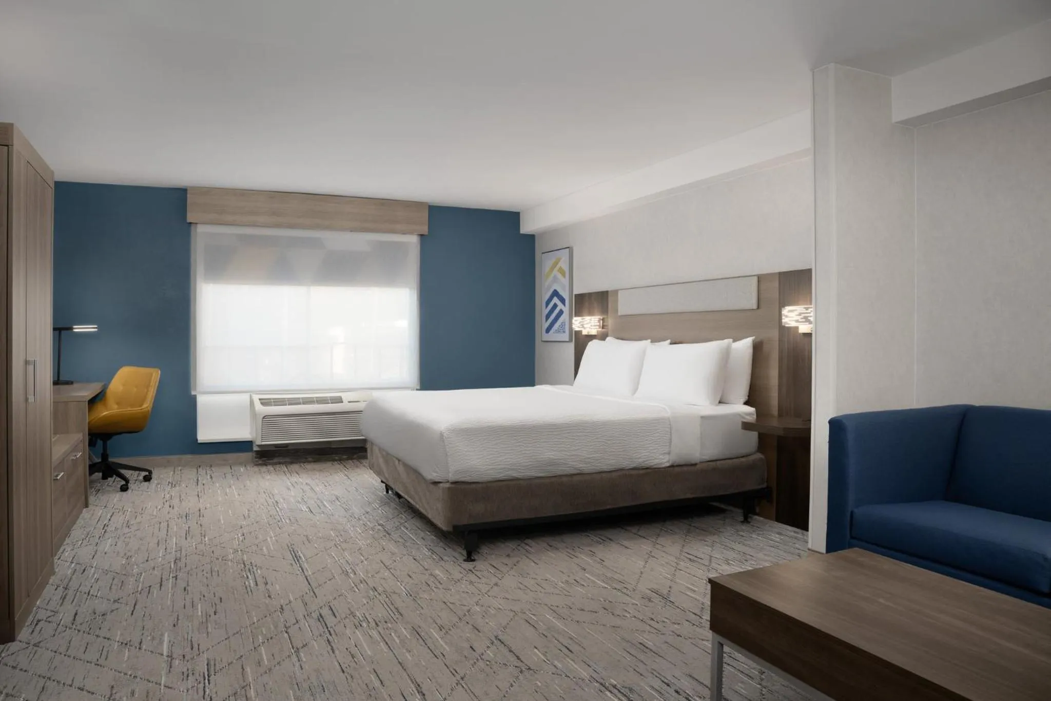 Photo of the whole room, Bed in Holiday Inn Express & Suites Alexandria - Fort Belvoir by IHG