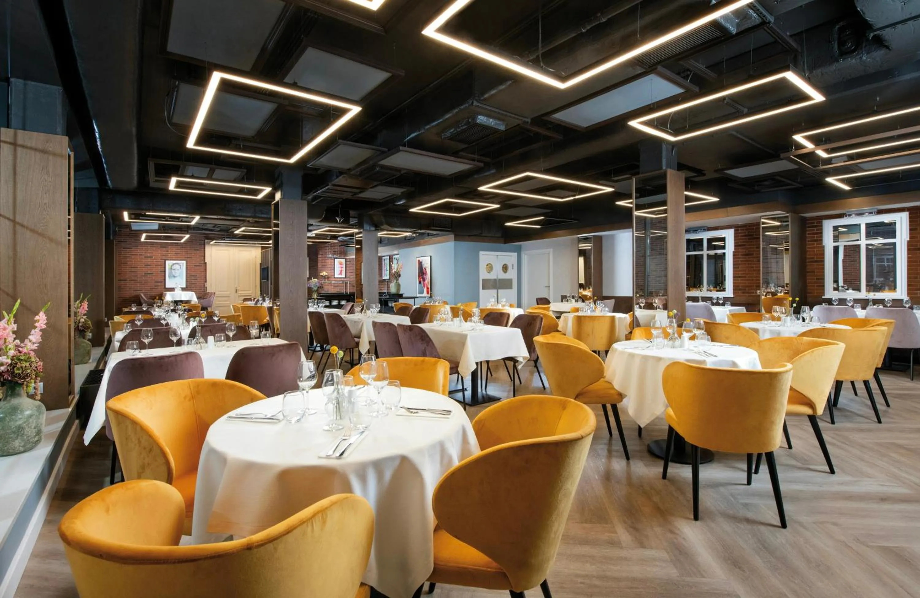 Restaurant/places to eat in Leonardo Boutique Hotel Krakow Old Town