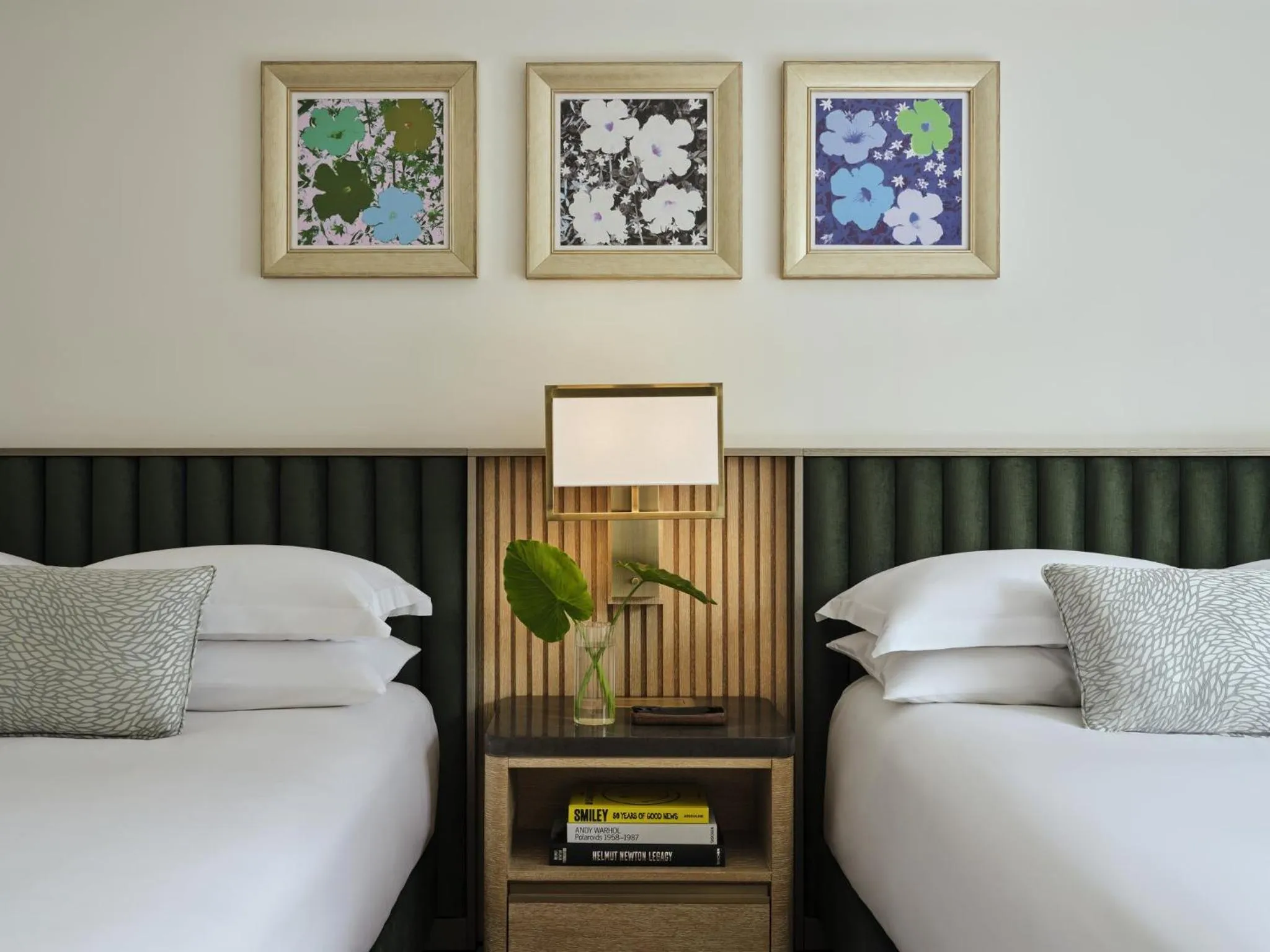 Photo of the whole room, Bed in 70 Park Avenue - Soon to be Kimpton