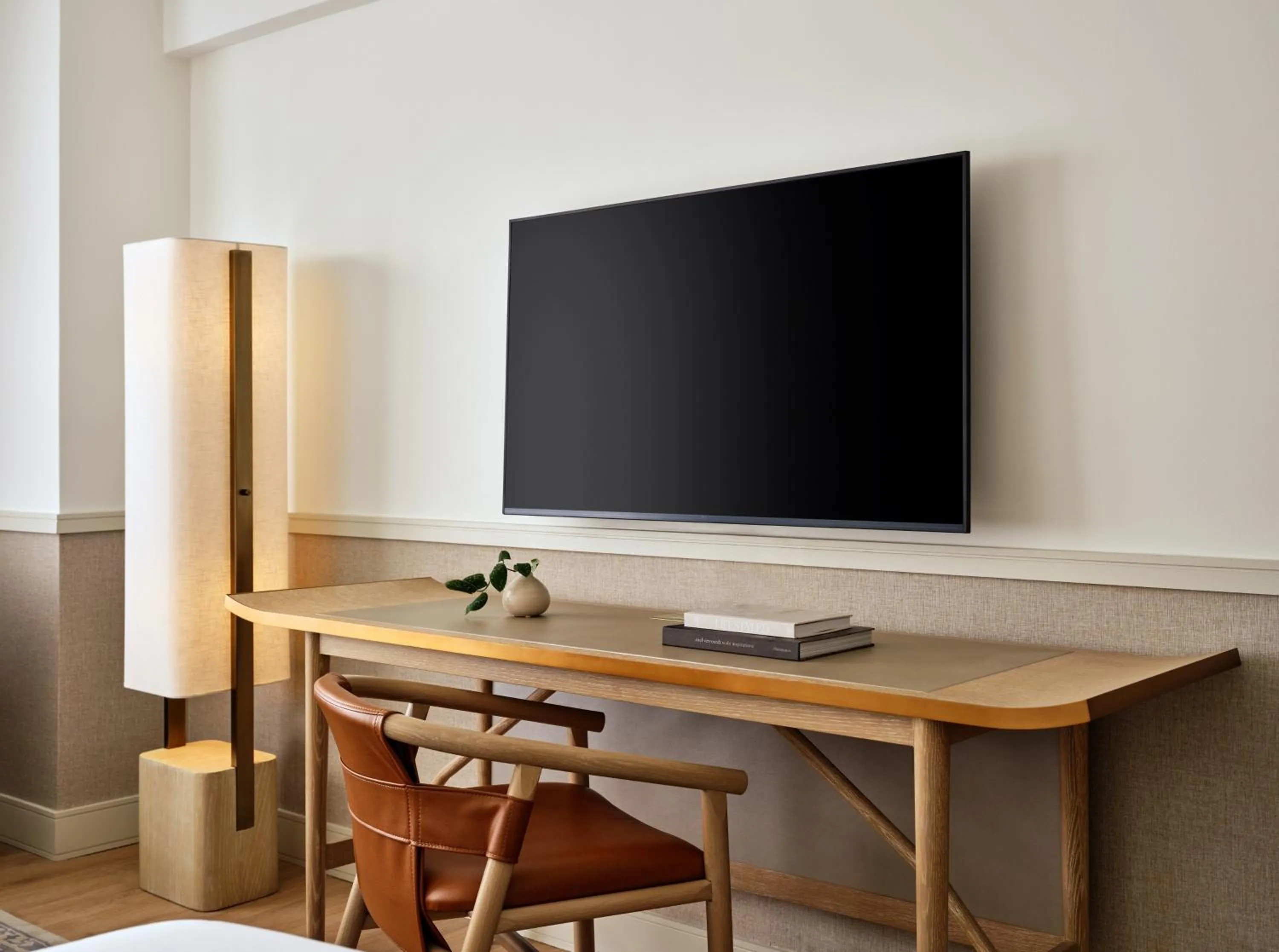 Photo of the whole room in 70 Park Avenue - Soon to be Kimpton