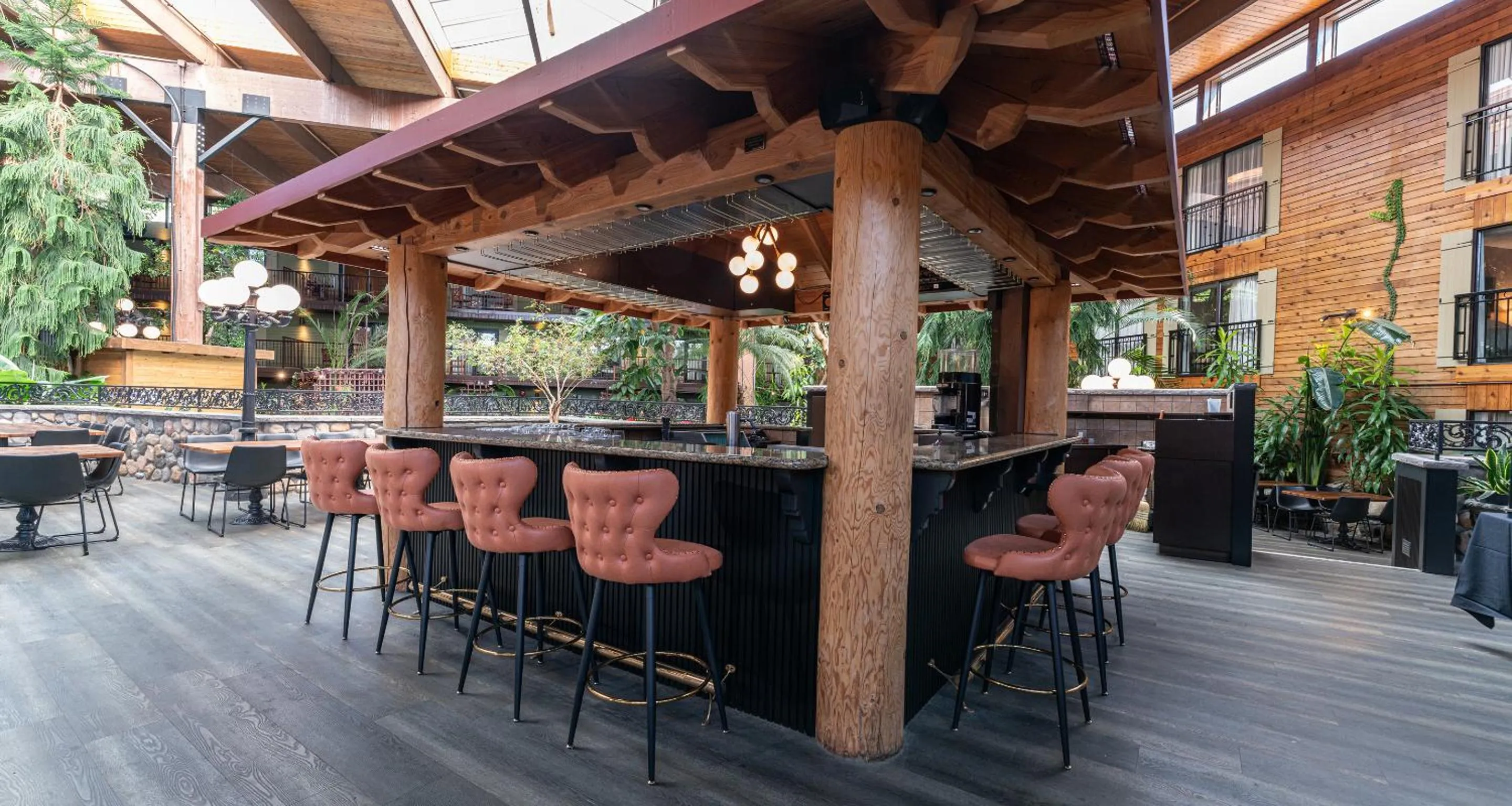 Restaurant/places to eat in Prestige Vernon Lodge