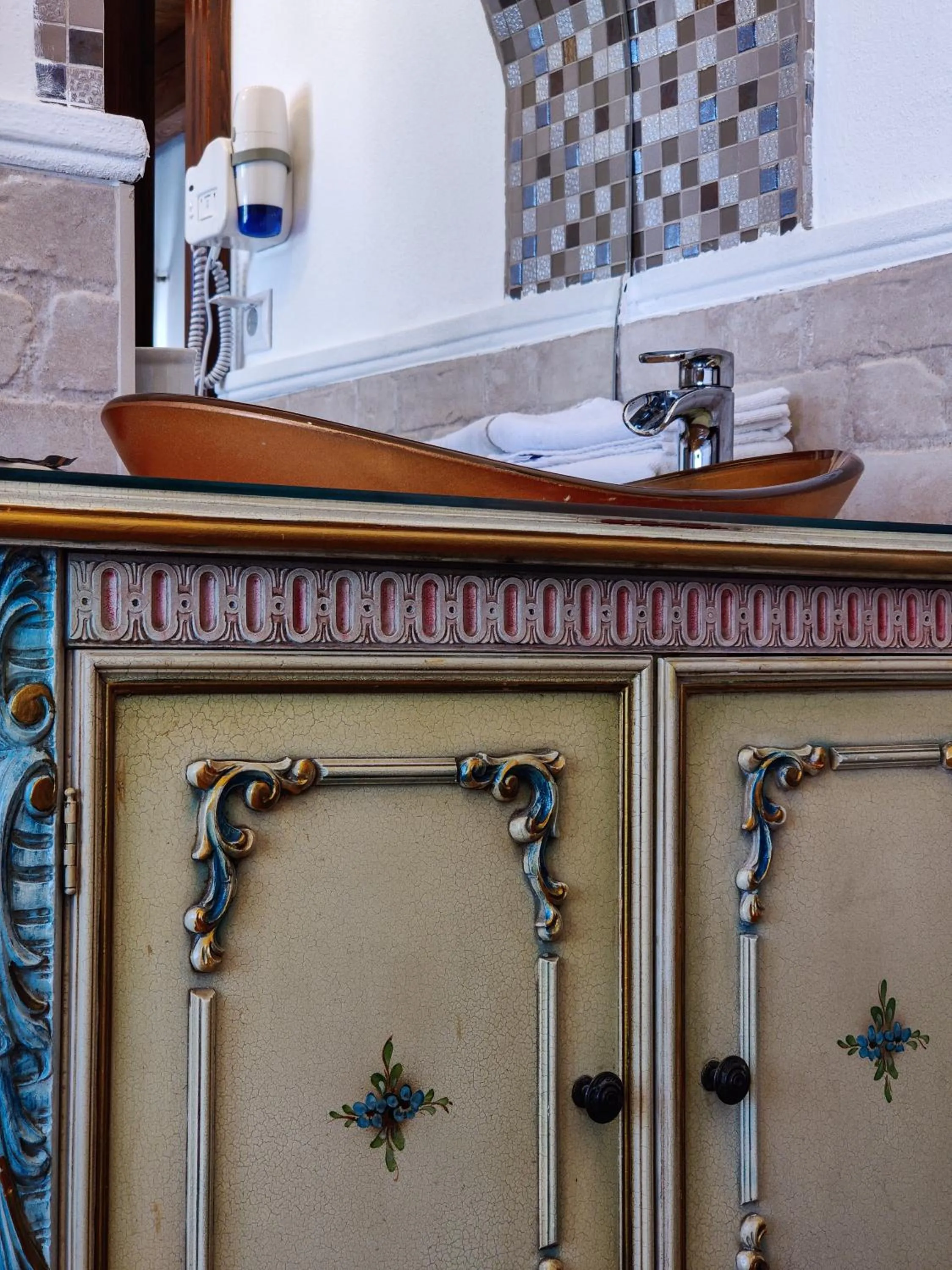 Toilet in La Teo Pensiune si Pivnita