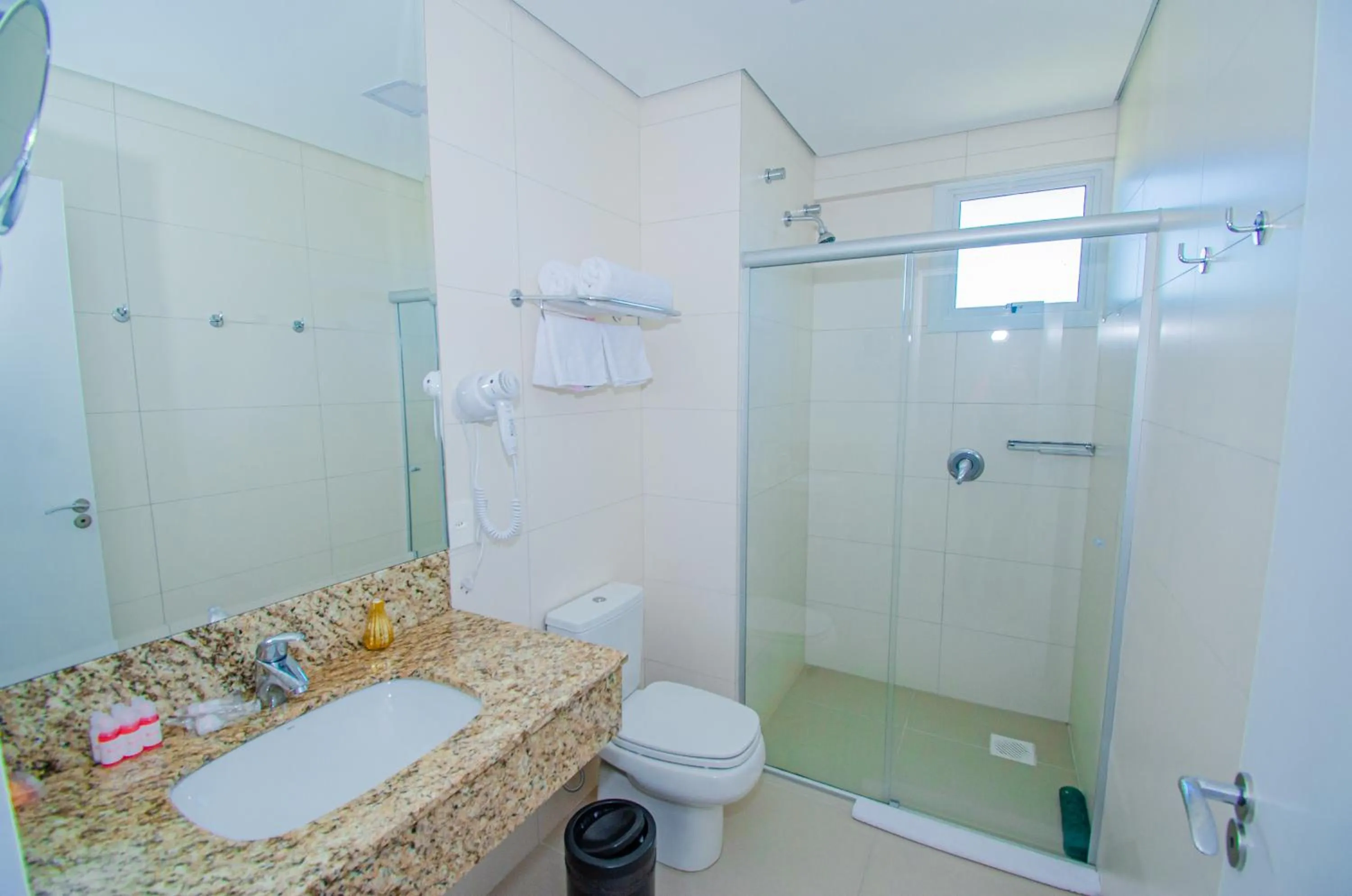 Shower in Hotel Recanto Maestro