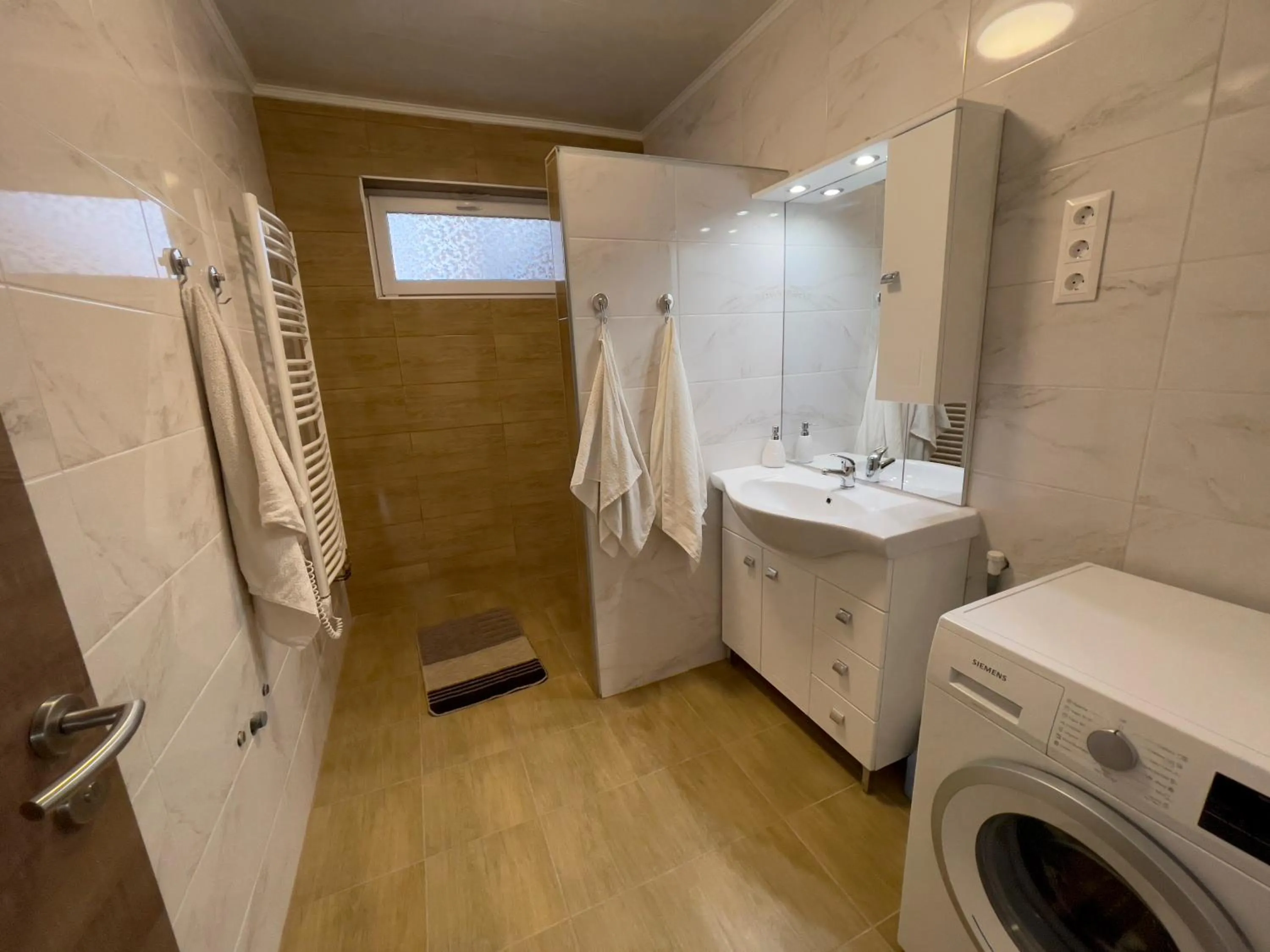 Grátisz Apartman Siófok