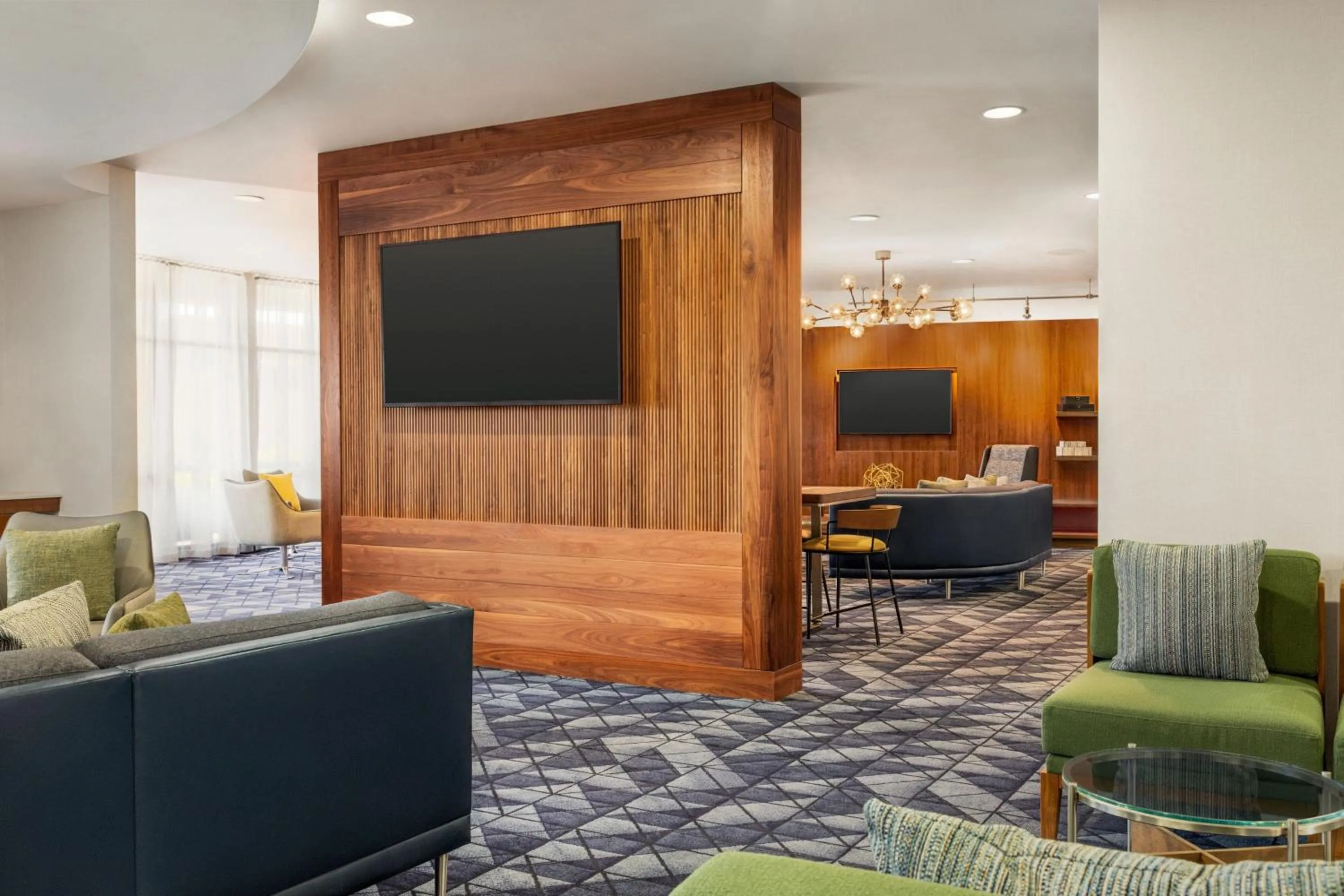 TV and multimedia in Courtyard by Marriott Columbia