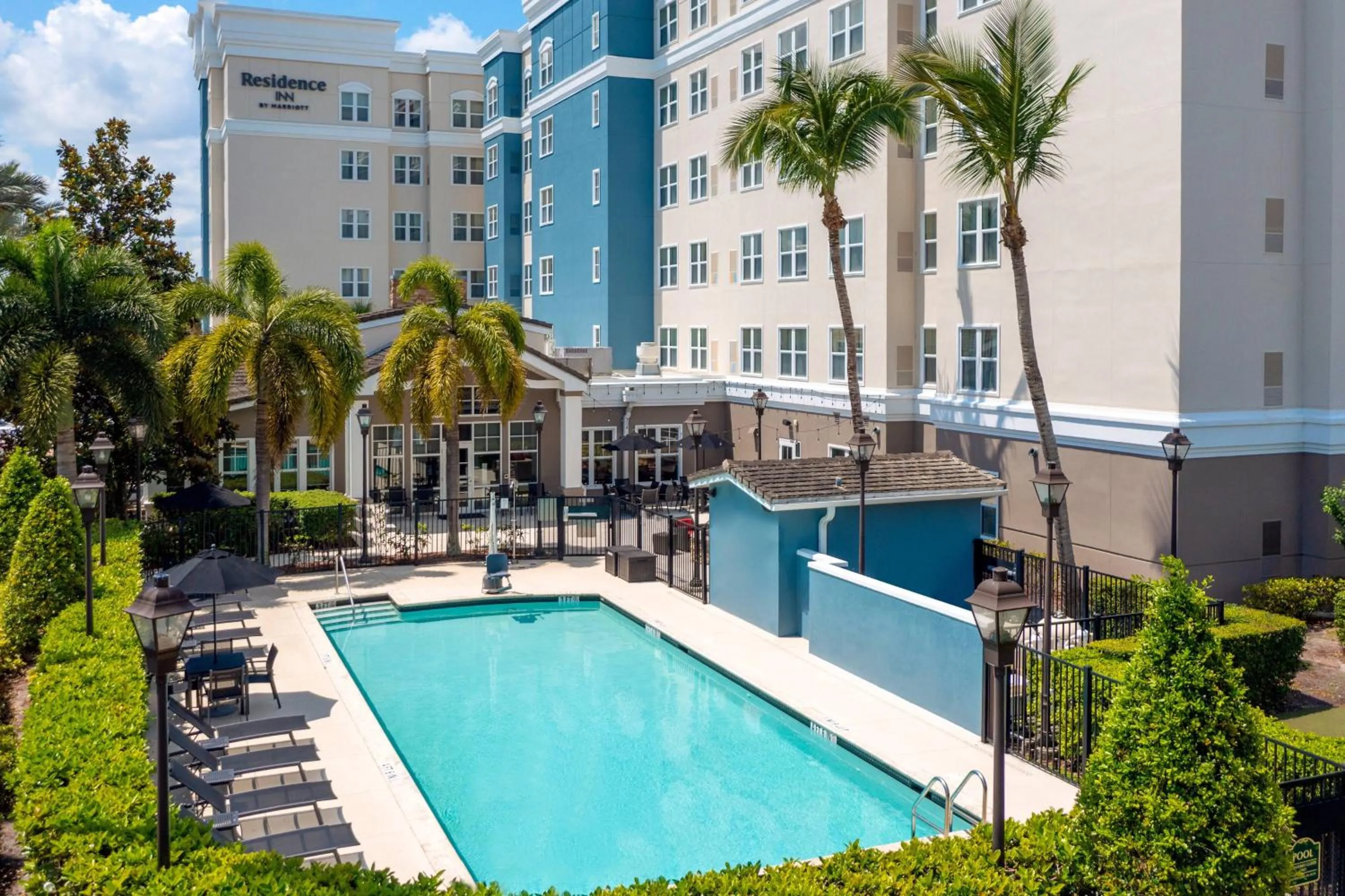 Swimming pool in Residence Inn Port St Lucie