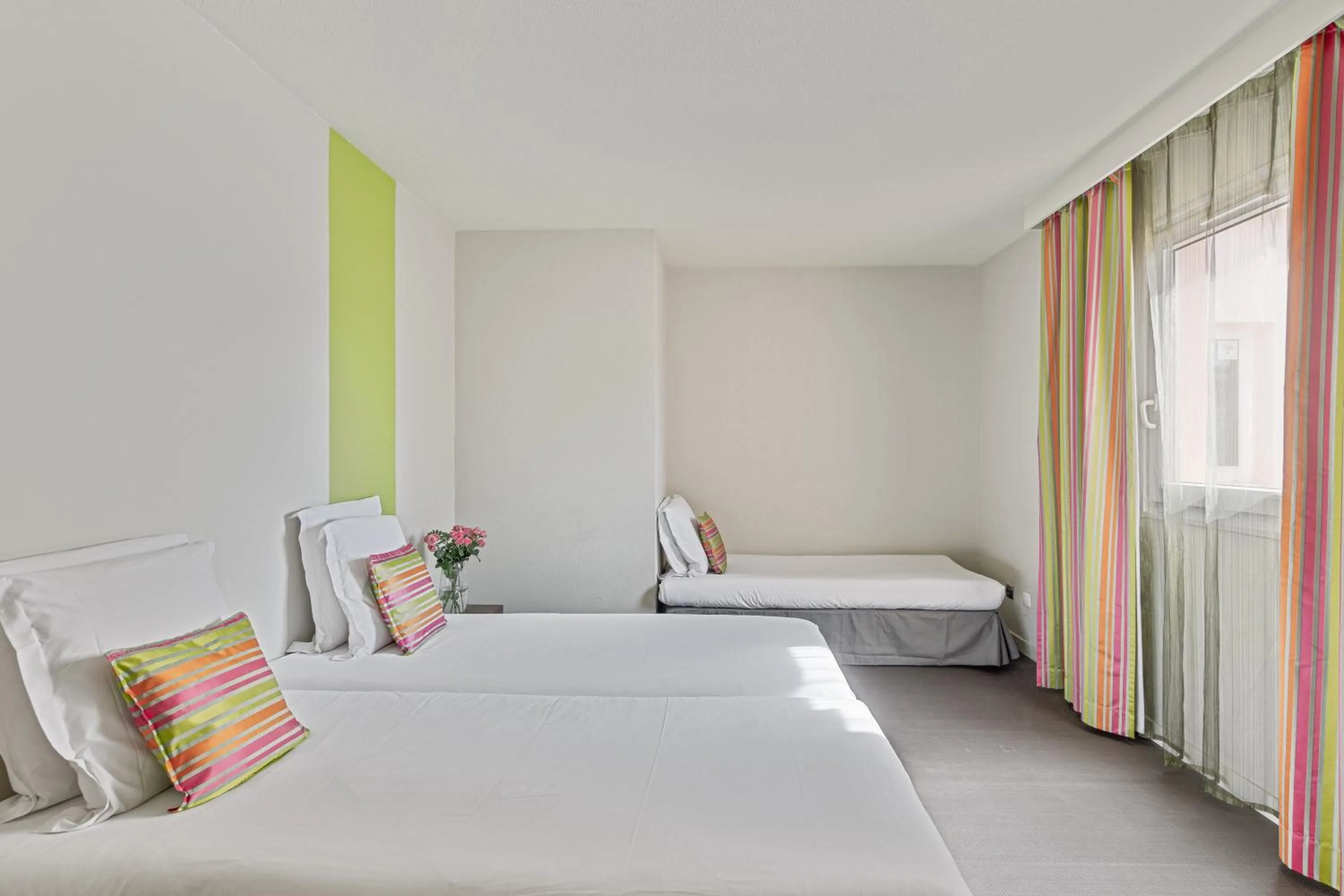 Bed in Hôtel Provence