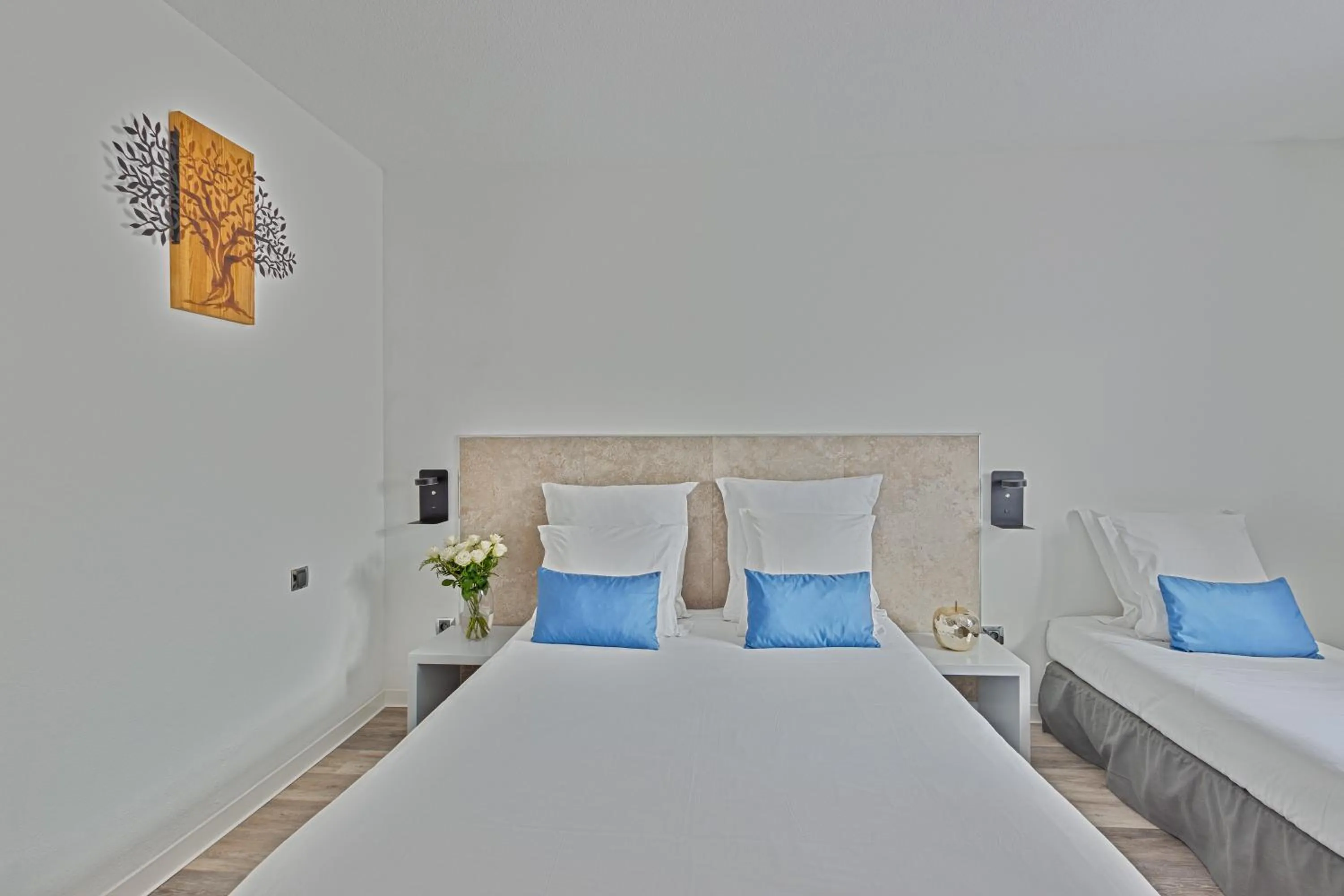 Bed in Hôtel Provence