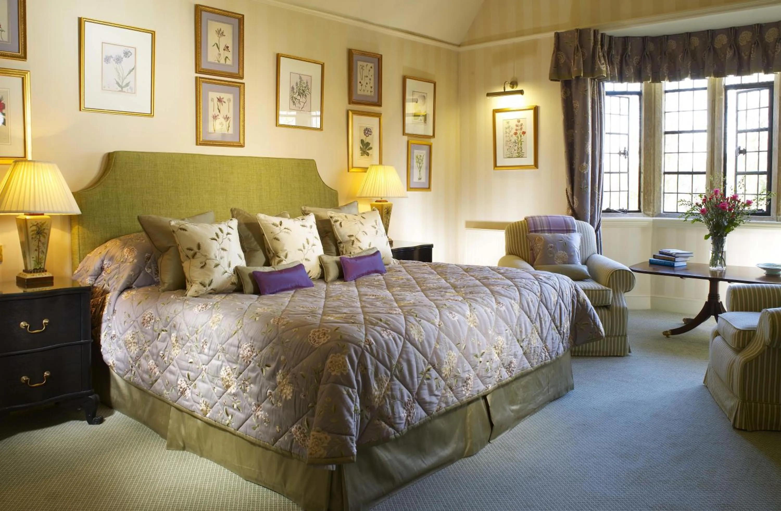 Photo of the whole room, Bed in Buckland Manor - A Relais & Chateaux Hotel