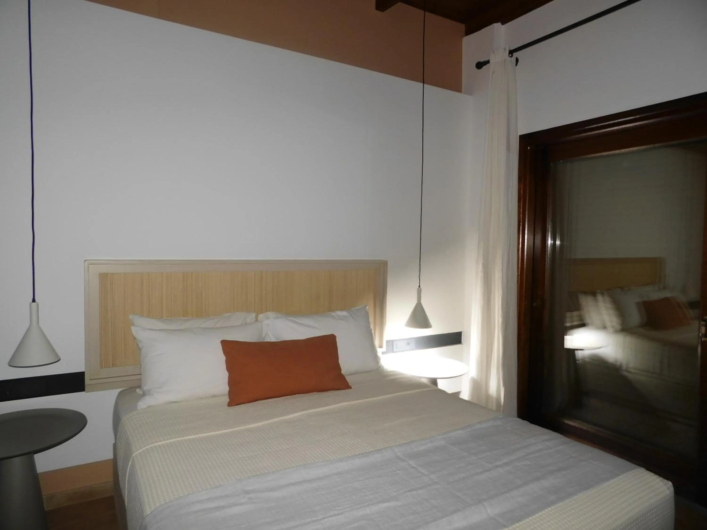 Bed in Yialasi Hotel