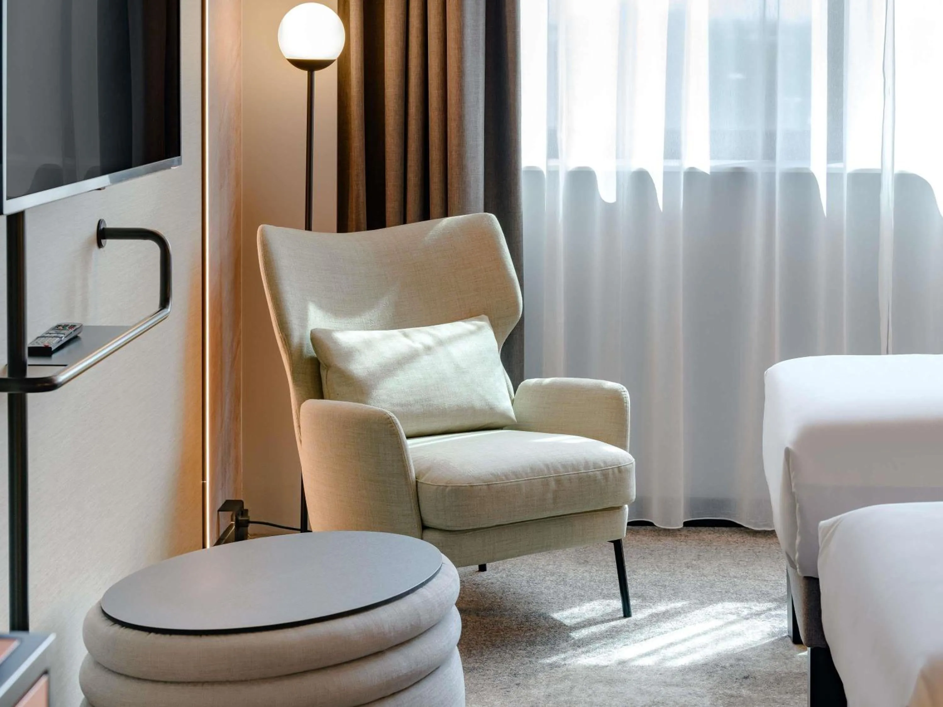 Bedroom in Novotel München Airport