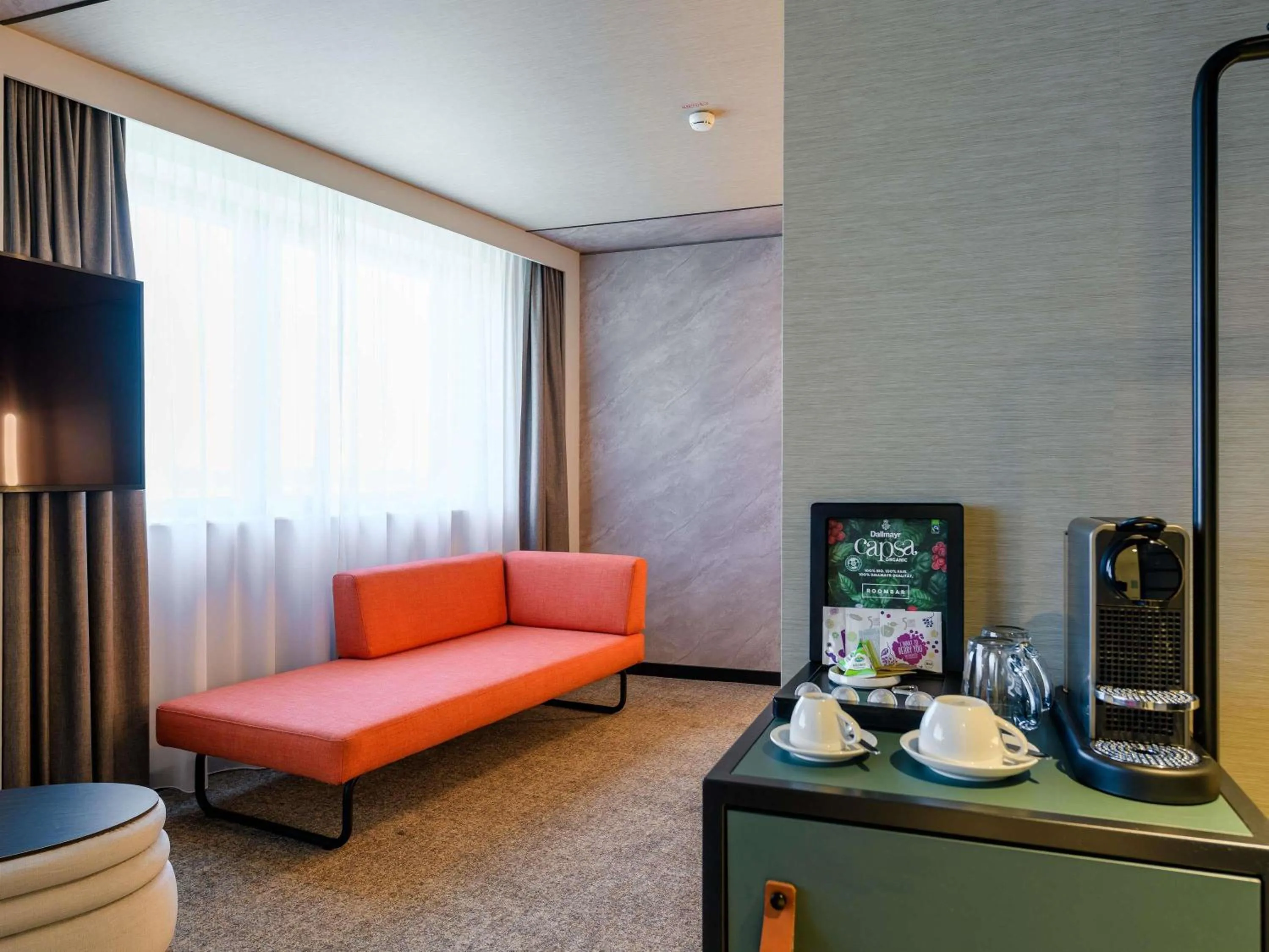 Bedroom in Novotel München Airport