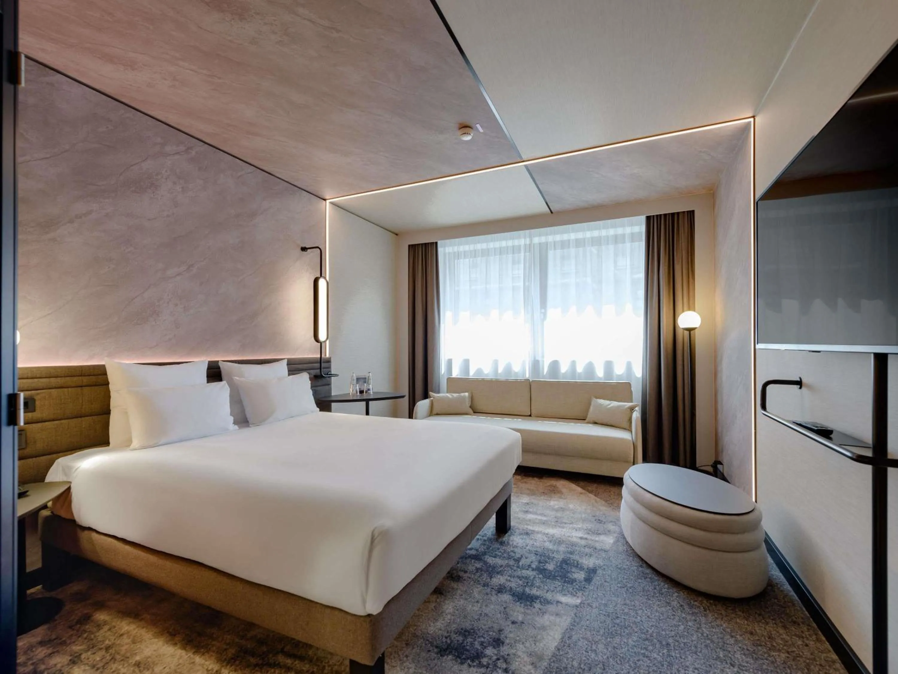 Bedroom, Bed in Novotel München Airport