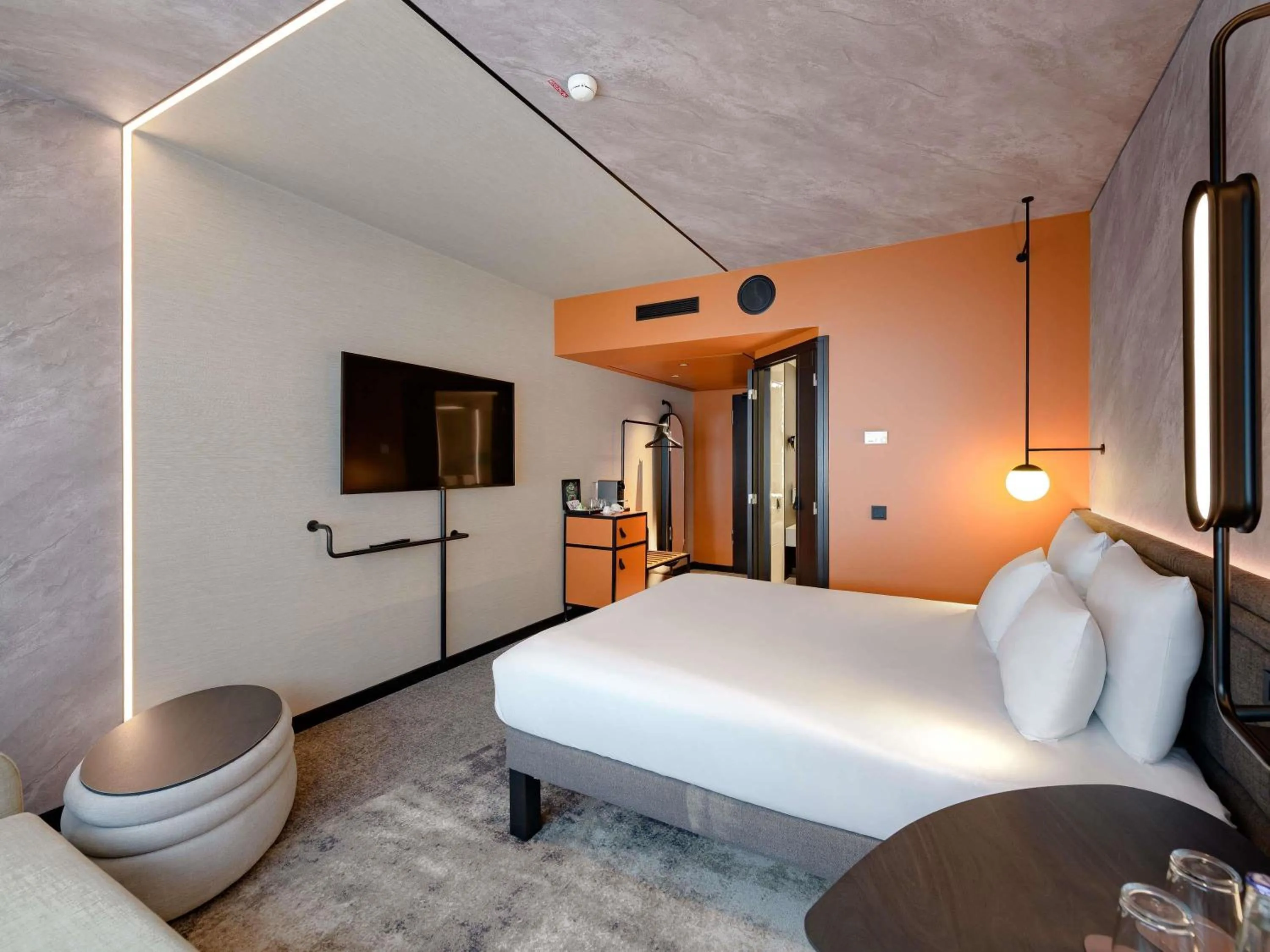 Bedroom, Bed in Novotel München Airport