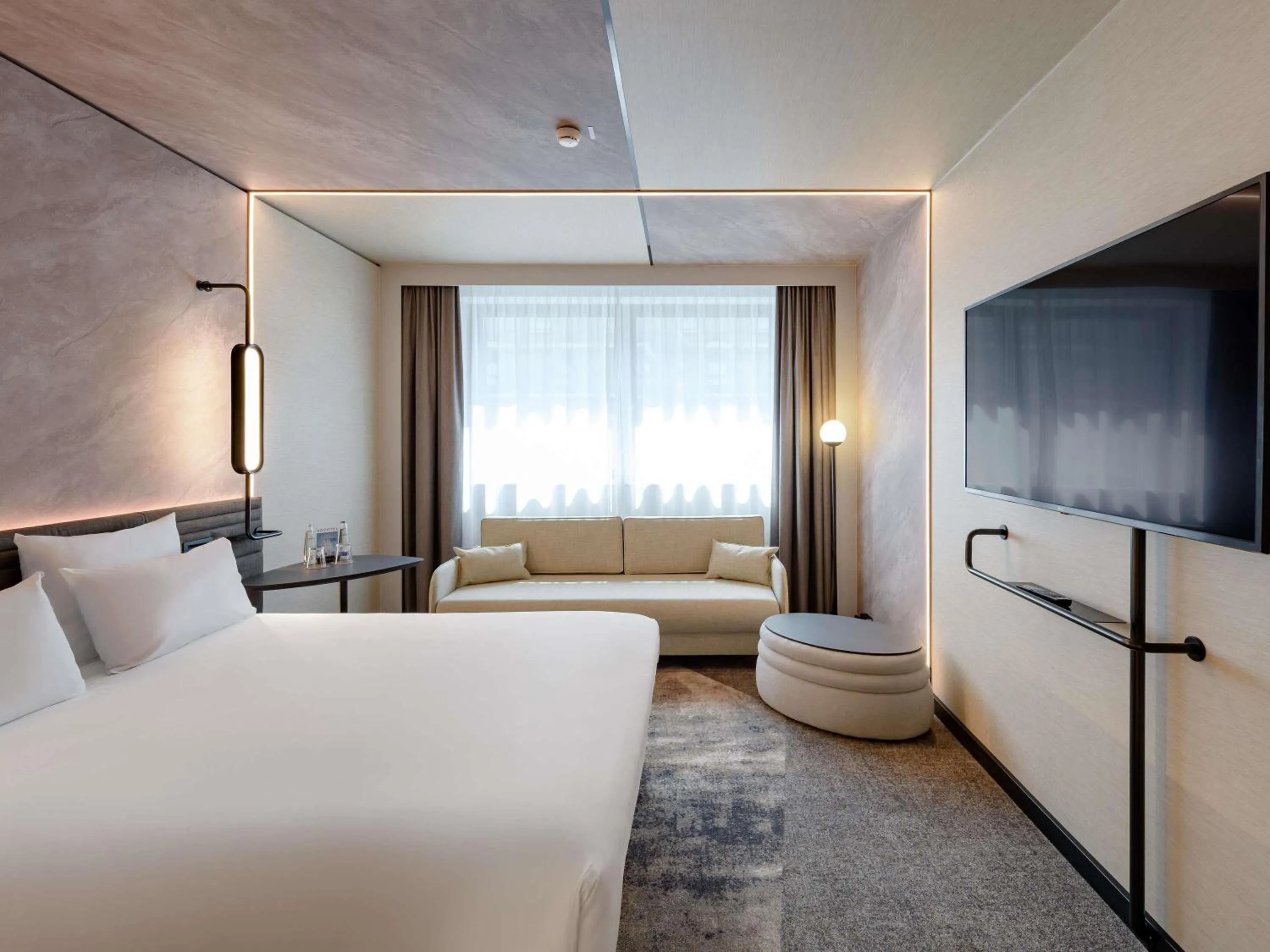 Bedroom, Bed in Novotel München Airport