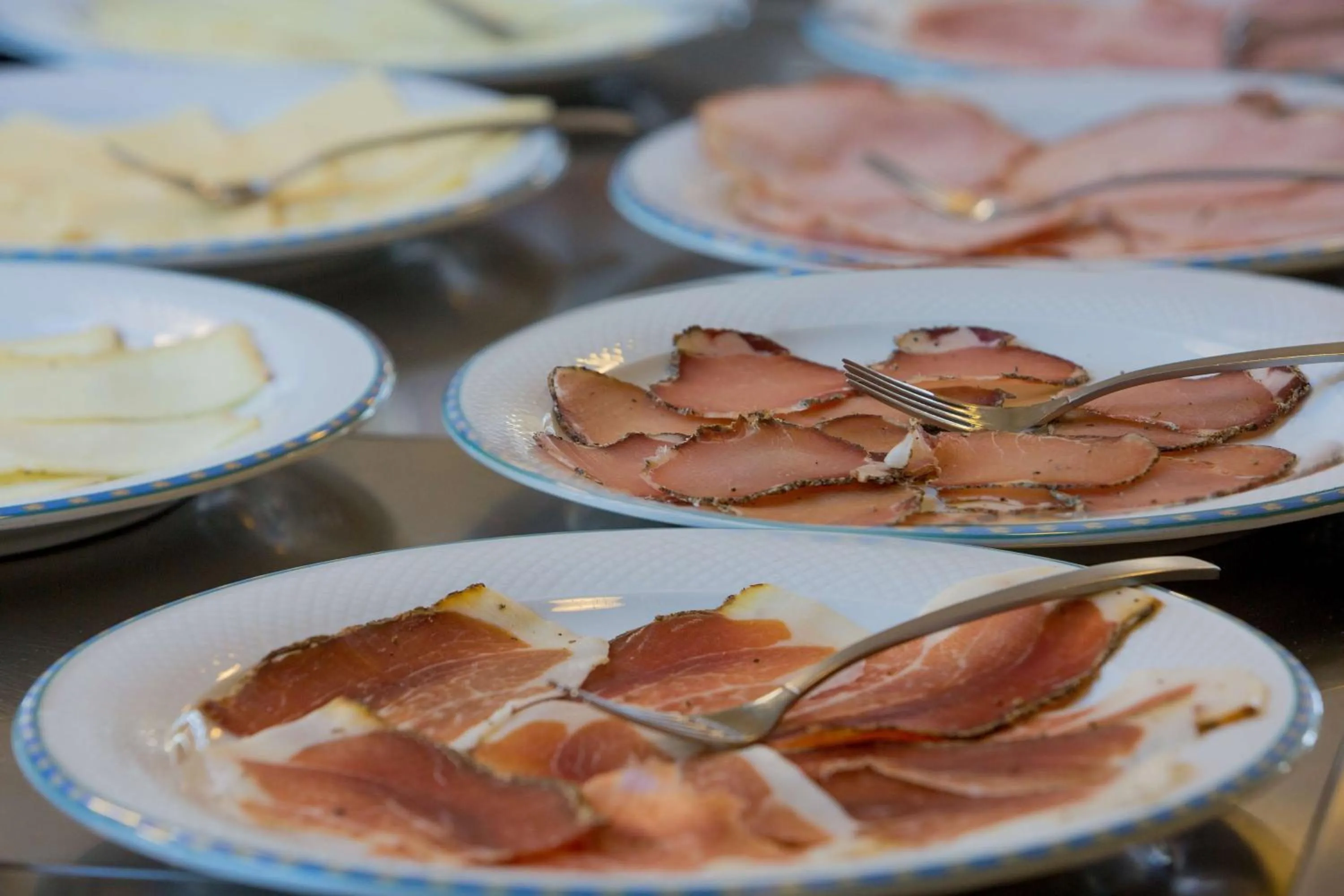 Restaurant/places to eat in Best Western Plus San Damianu