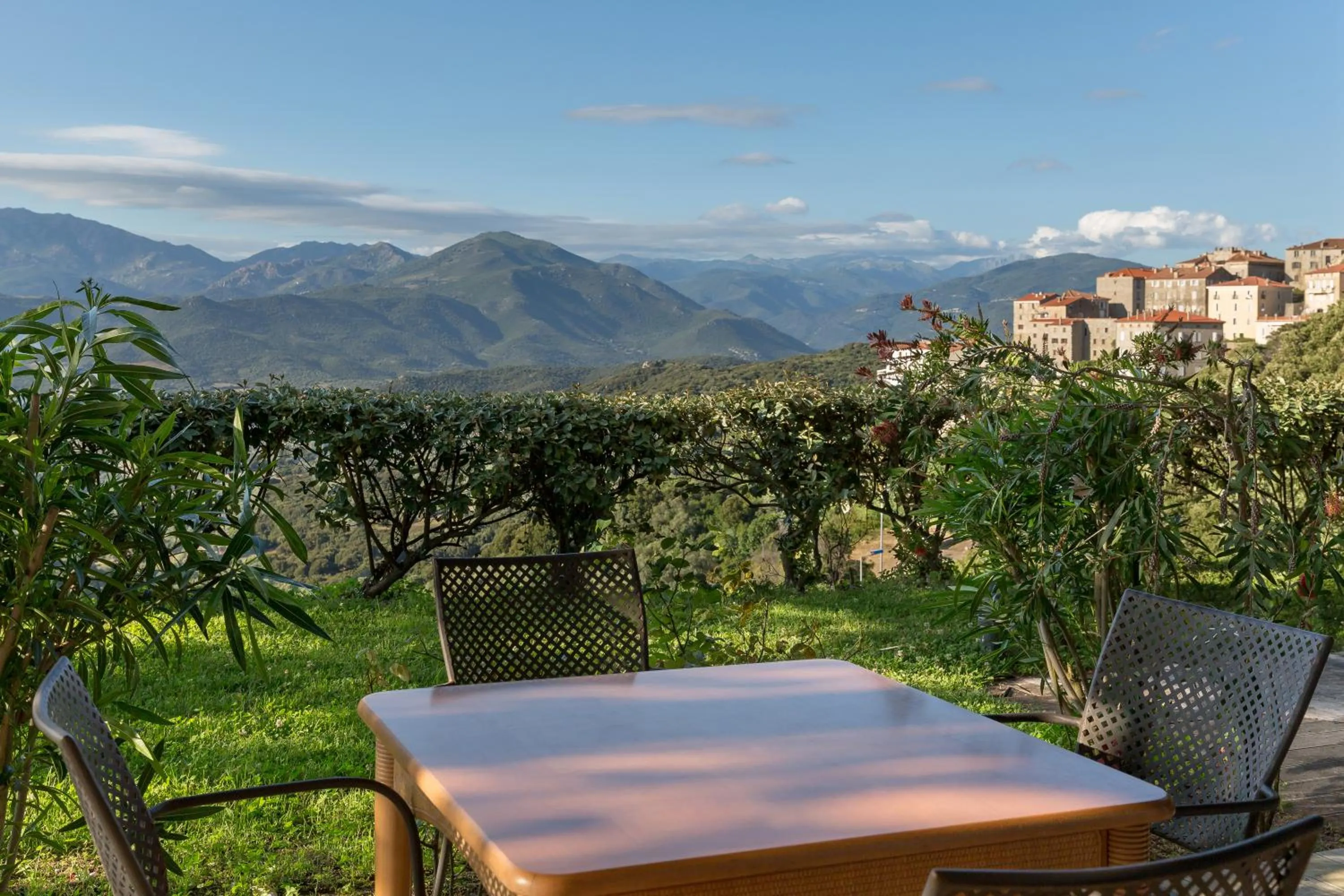 Patio in Best Western Plus San Damianu