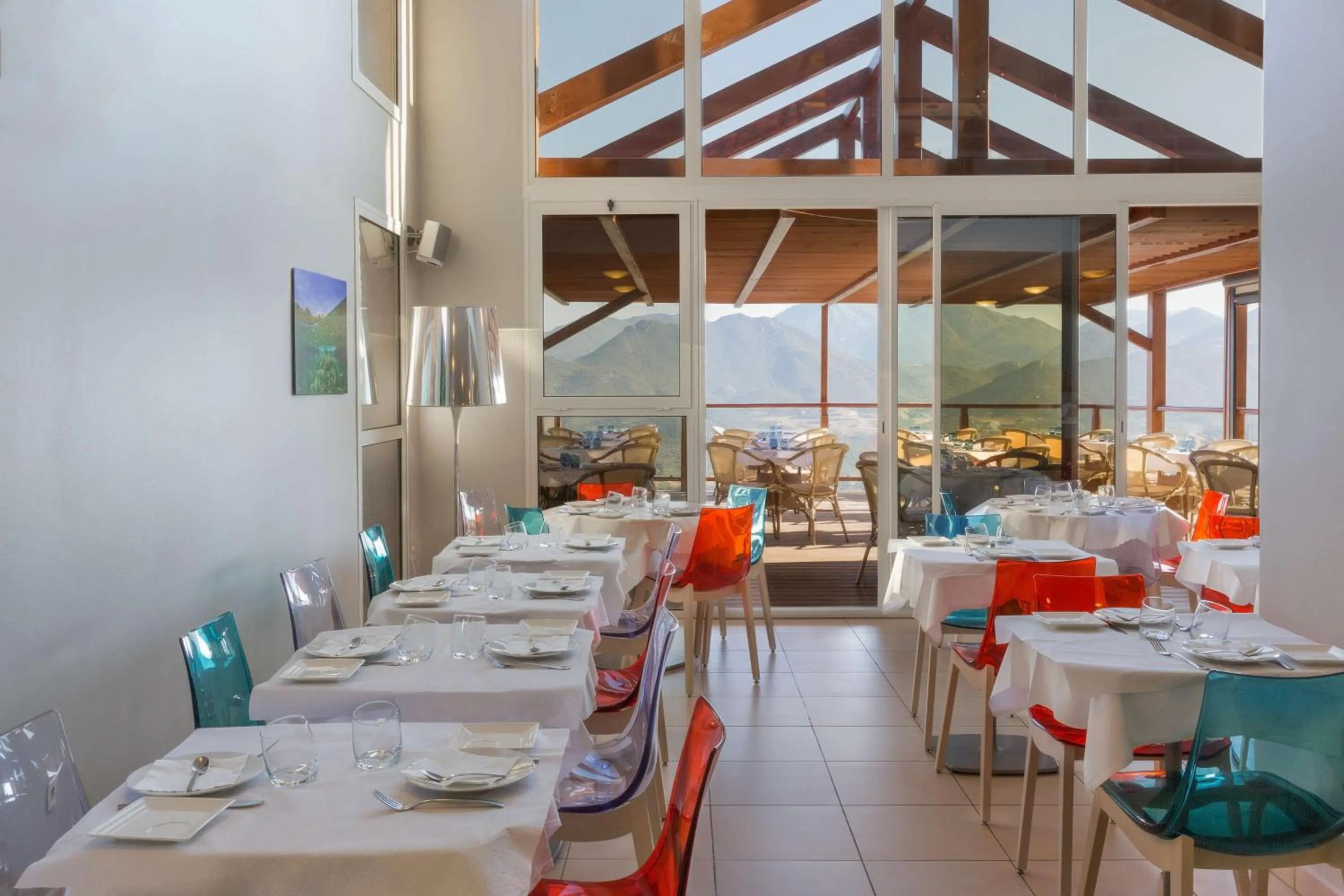 Restaurant/places to eat in Best Western Plus San Damianu