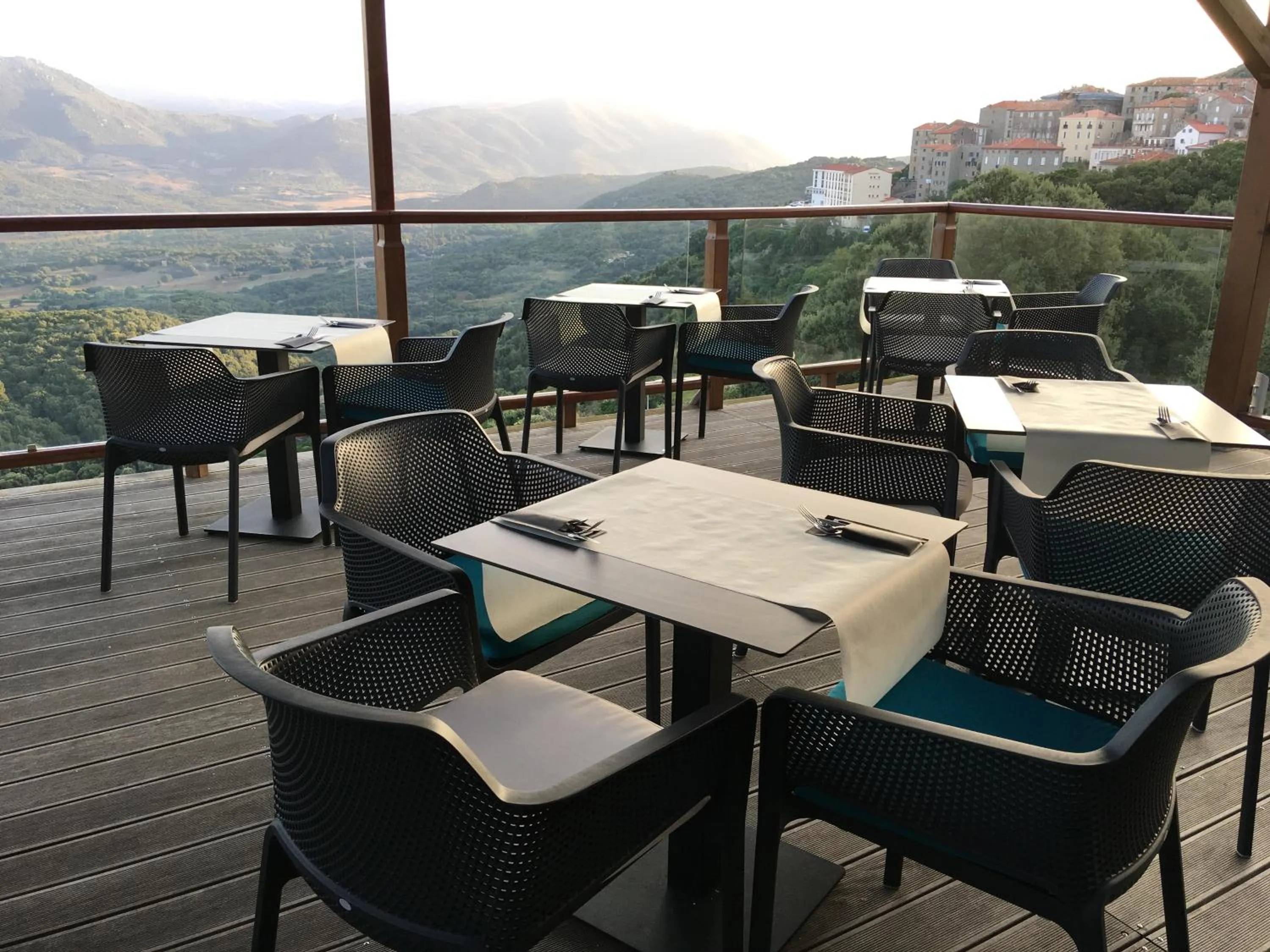 Patio in Best Western Plus San Damianu