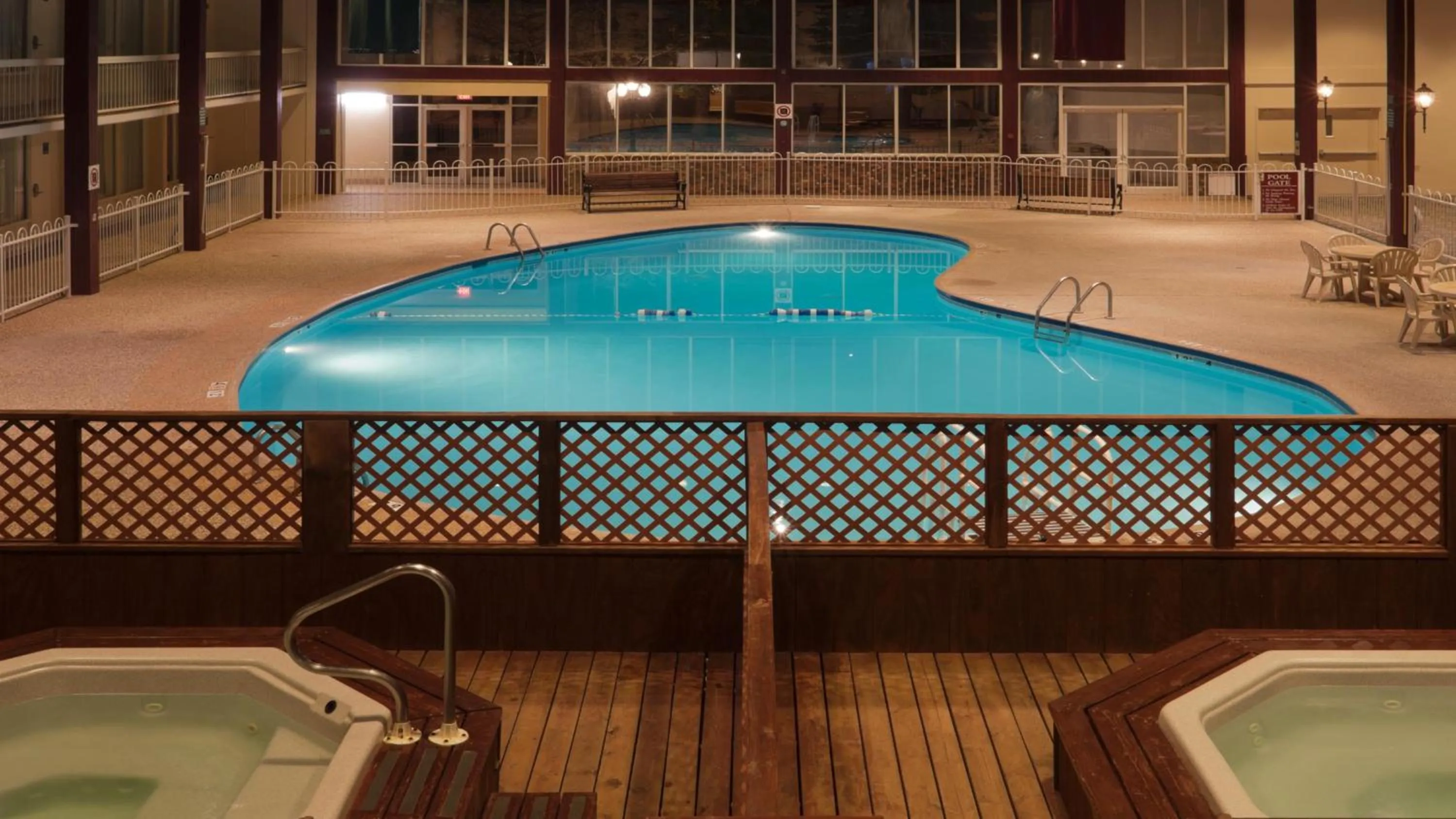 Swimming pool in Holiday Inn Spearfish-Convention Center by IHG