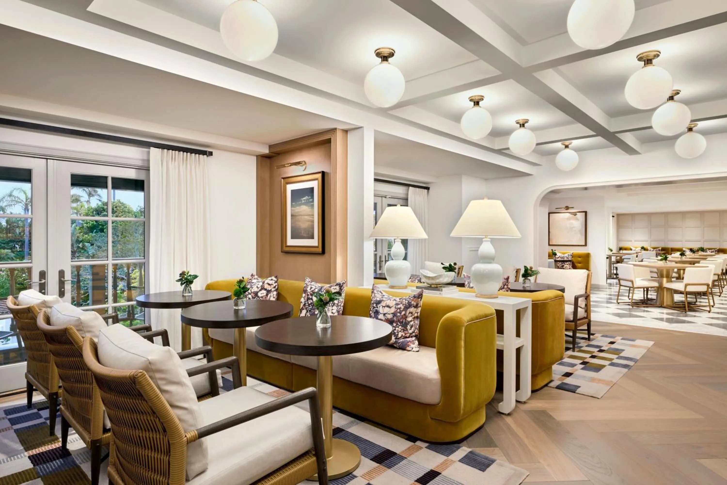 Lounge or bar in The Ritz-Carlton, Laguna Niguel