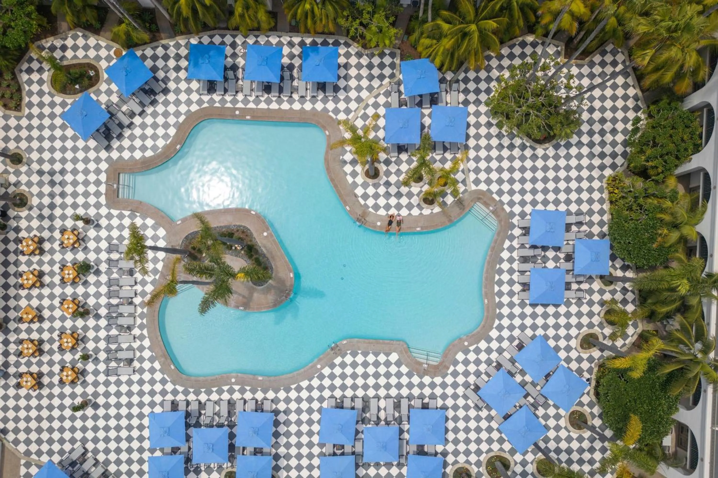 Swimming pool in The Ritz-Carlton, Laguna Niguel