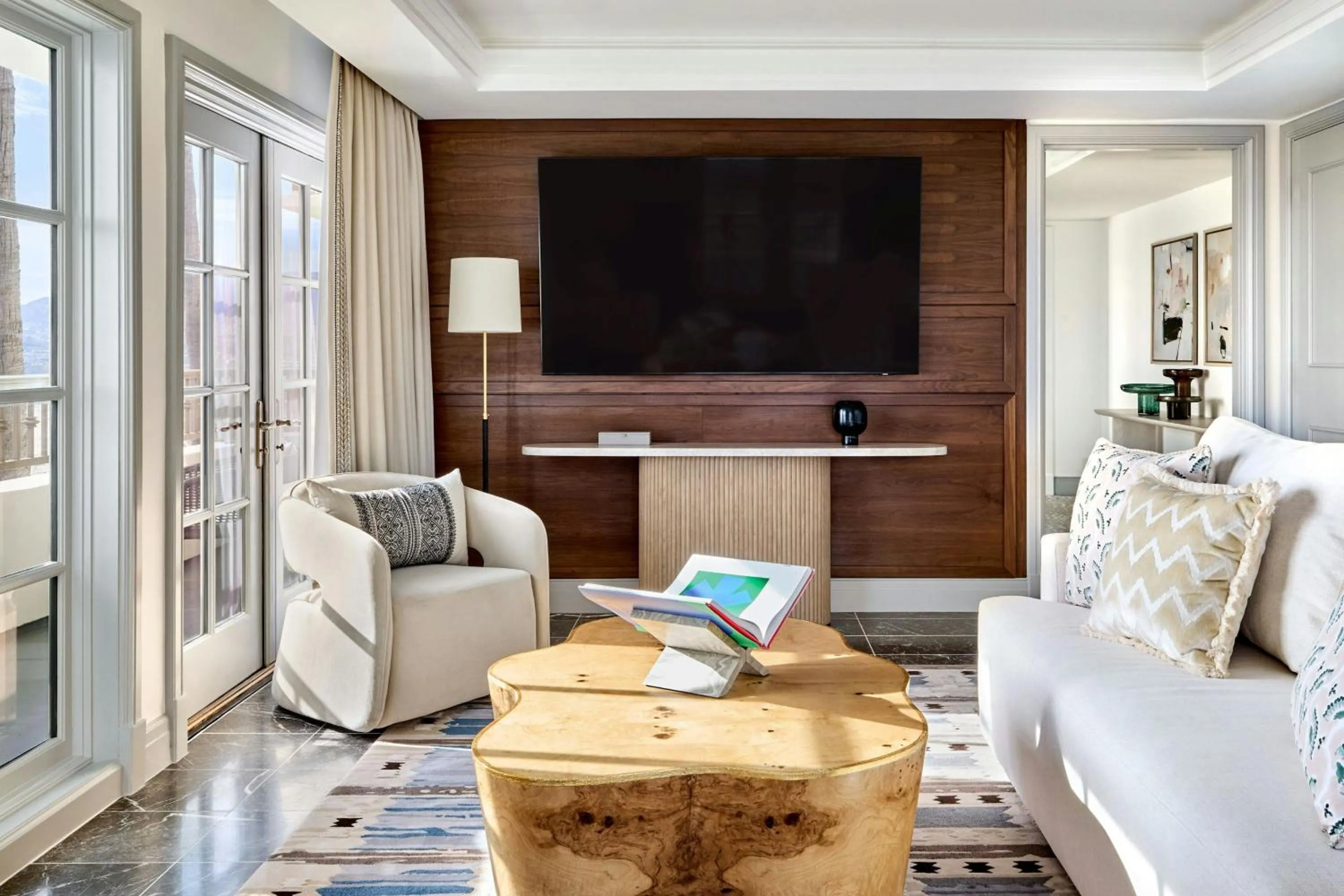 Living room in The Ritz-Carlton, Laguna Niguel