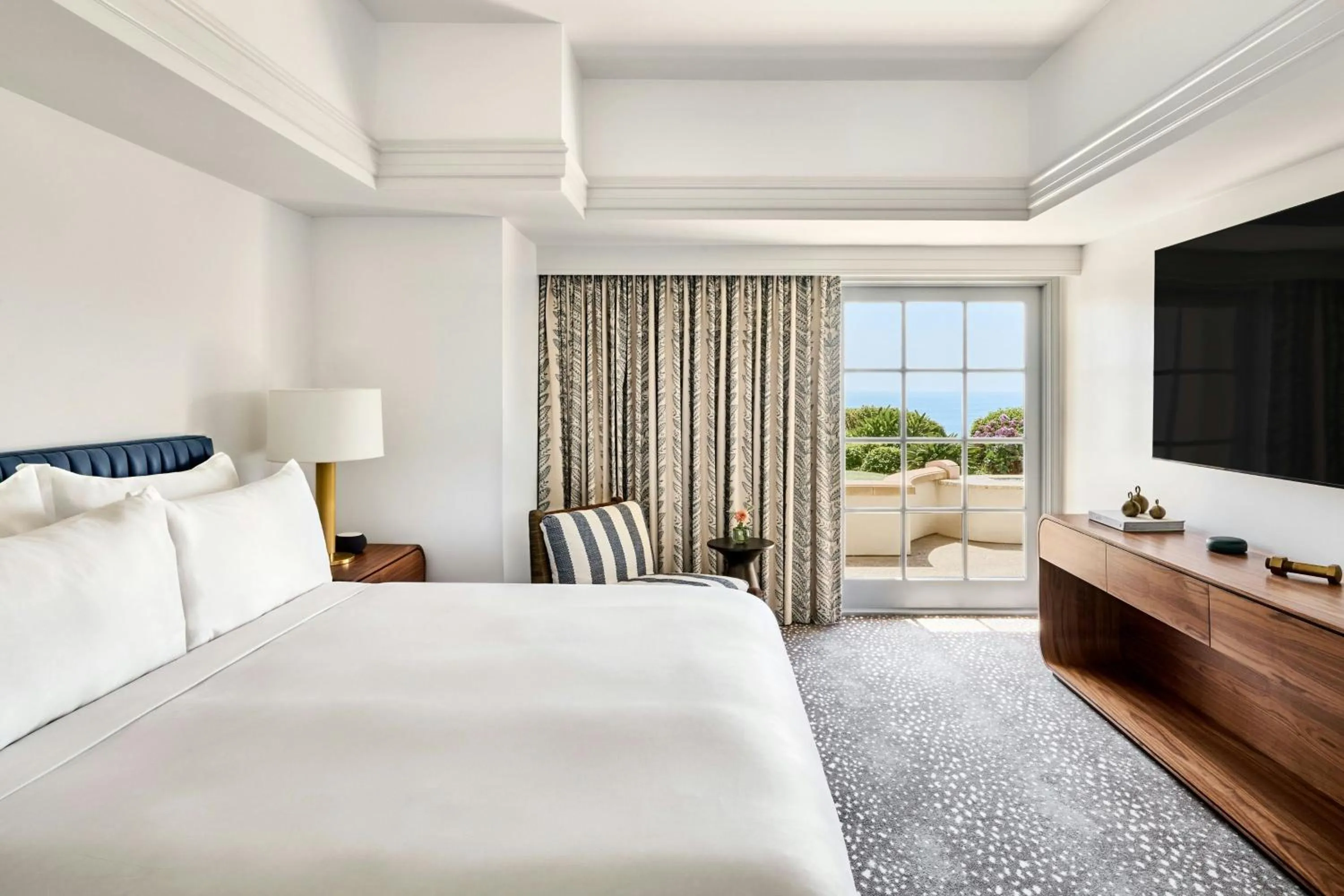Photo of the whole room, Bed in The Ritz-Carlton, Laguna Niguel
