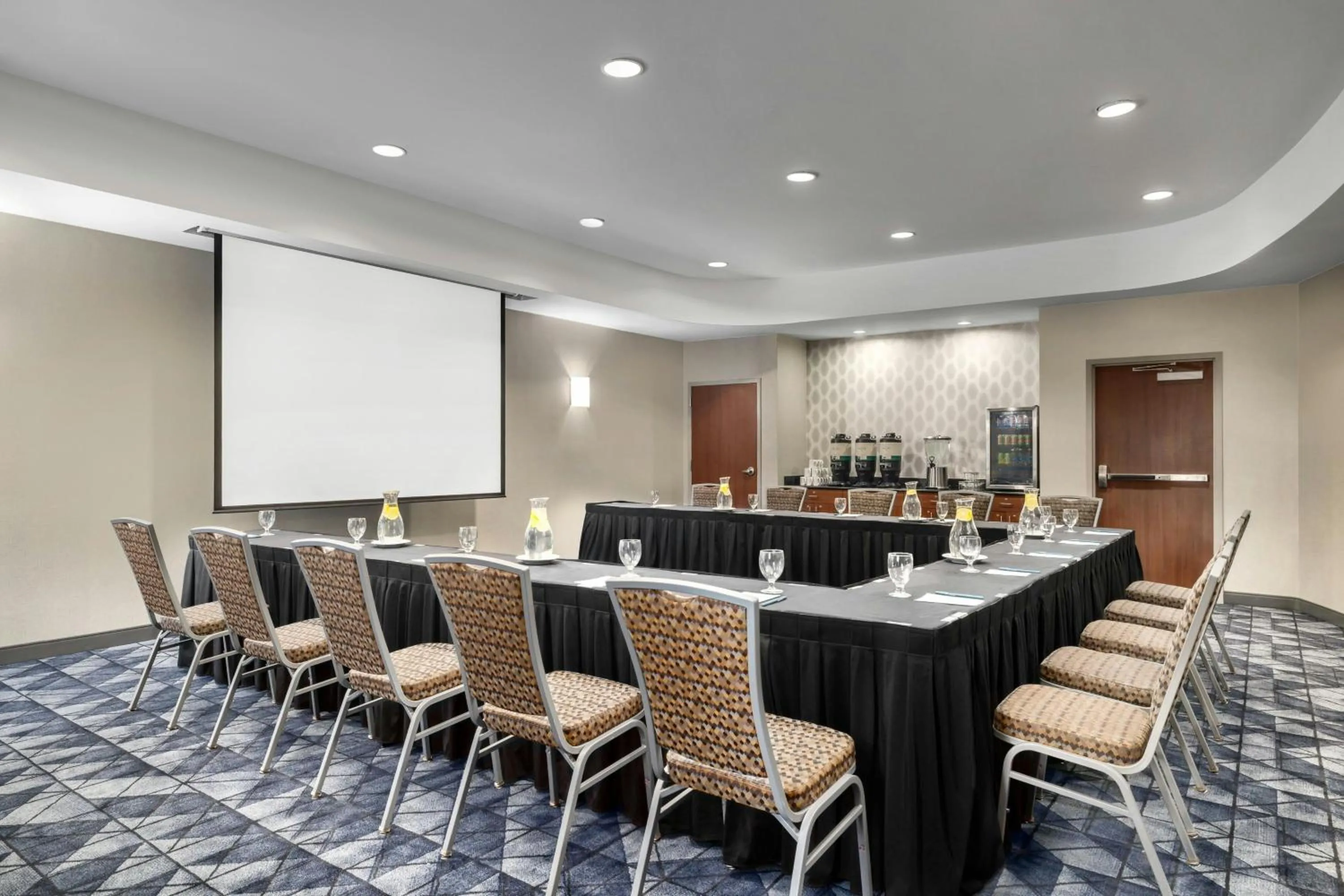 Meeting/conference room in Courtyard Des Moines Ankeny