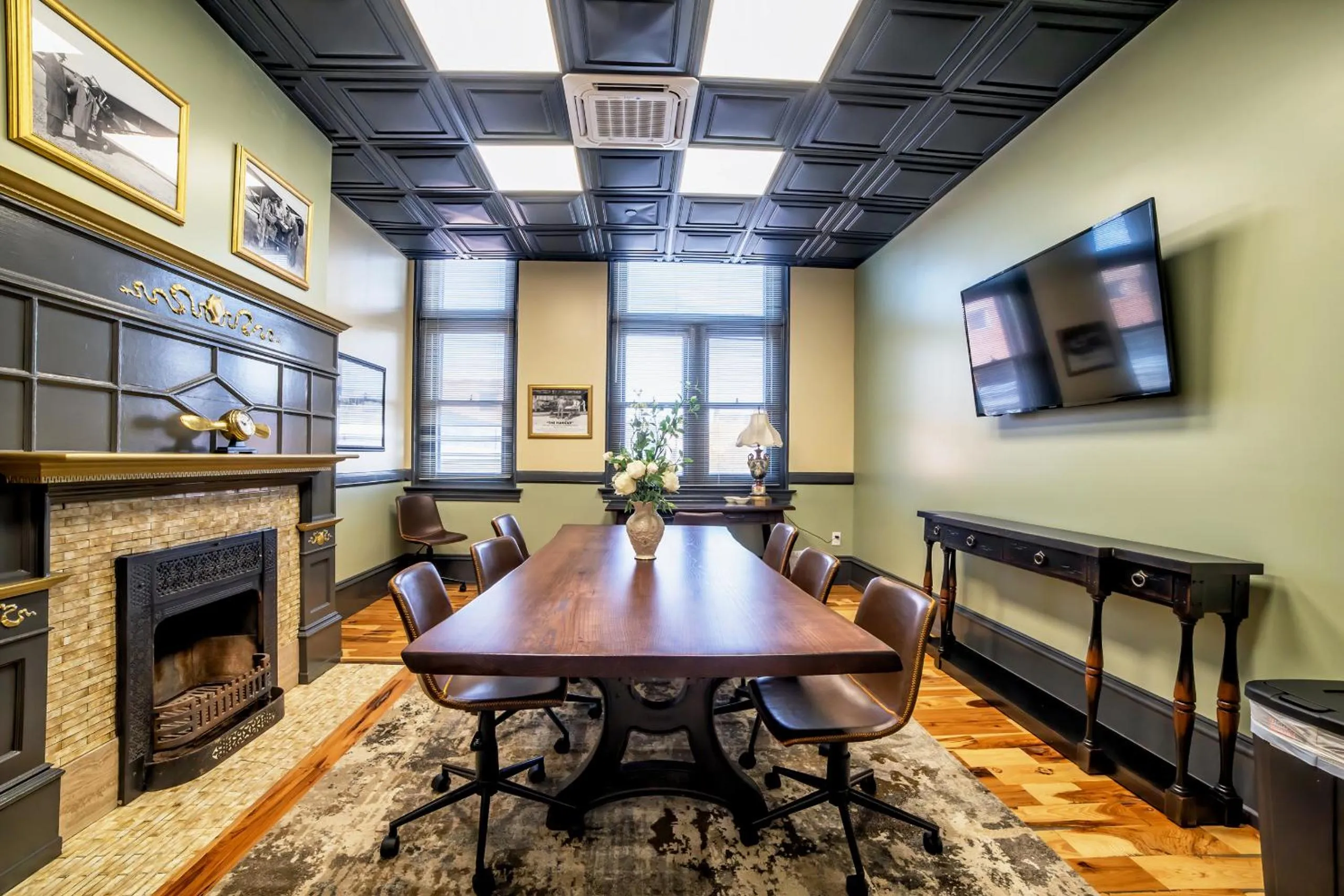 Meeting/conference room in City Hall Grand Hotel