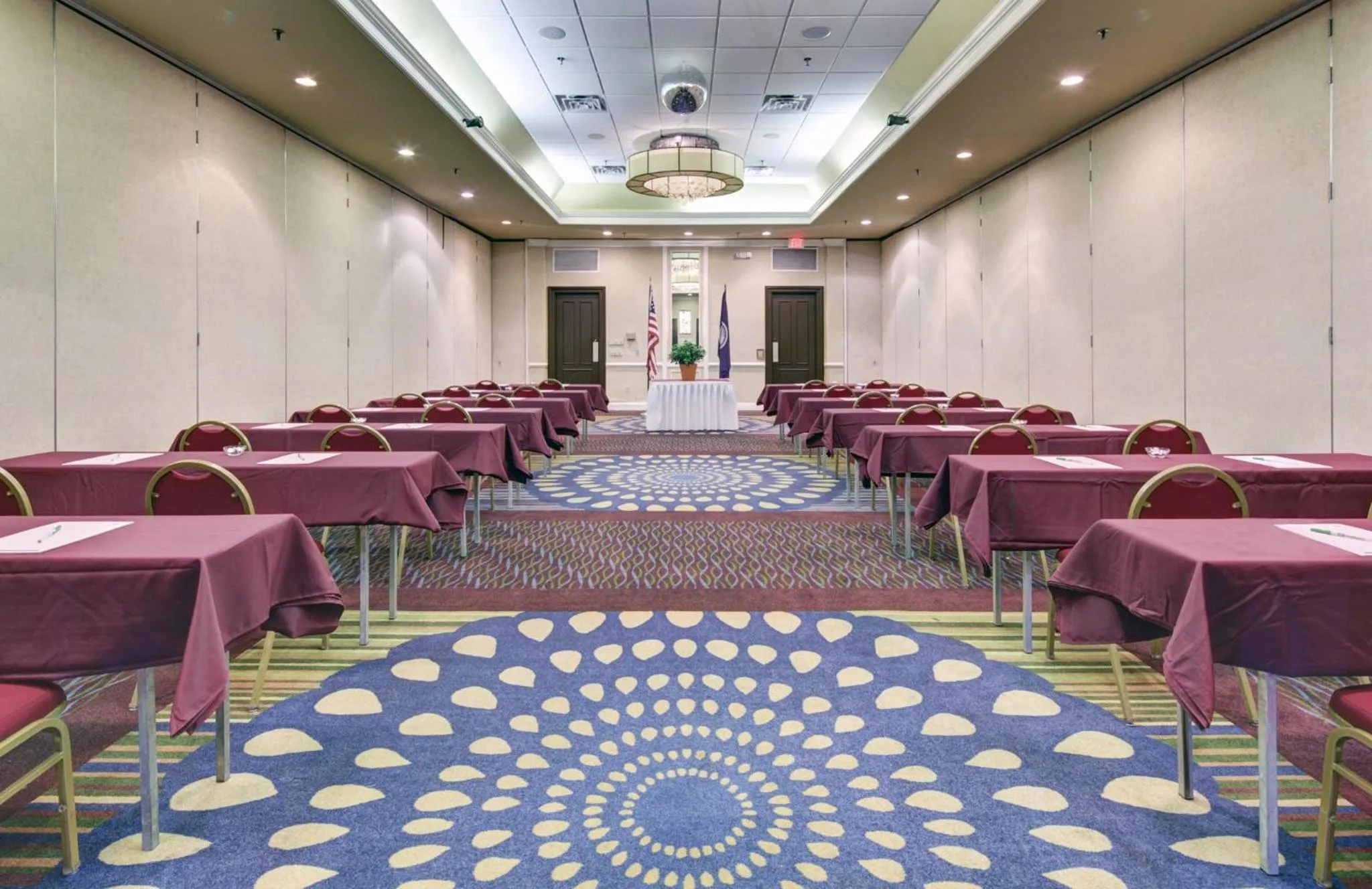 Meeting/conference room in Holiday Inn Staunton Conference Center by IHG