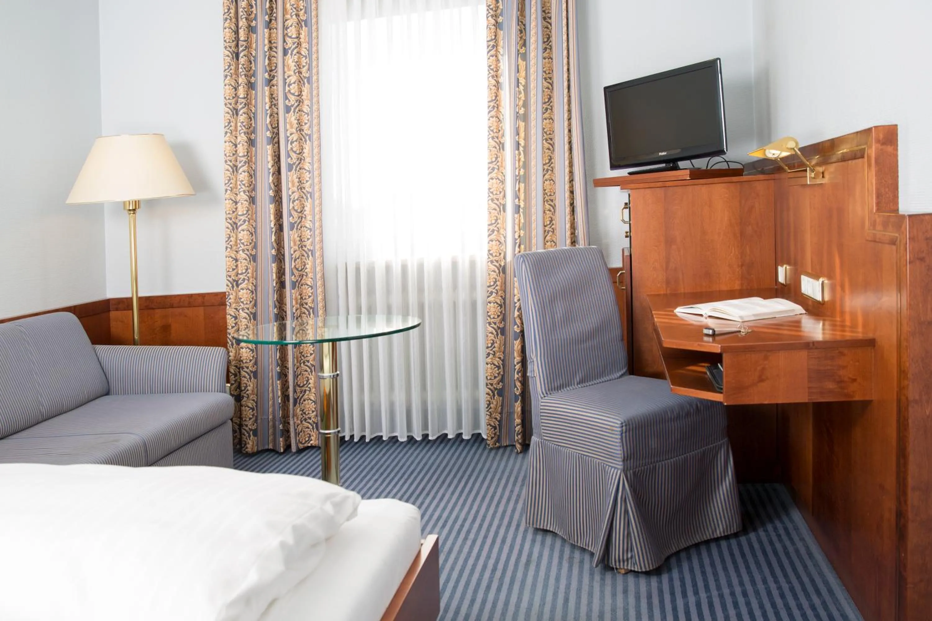 Bedroom, Bed in Hotel Dietmayr