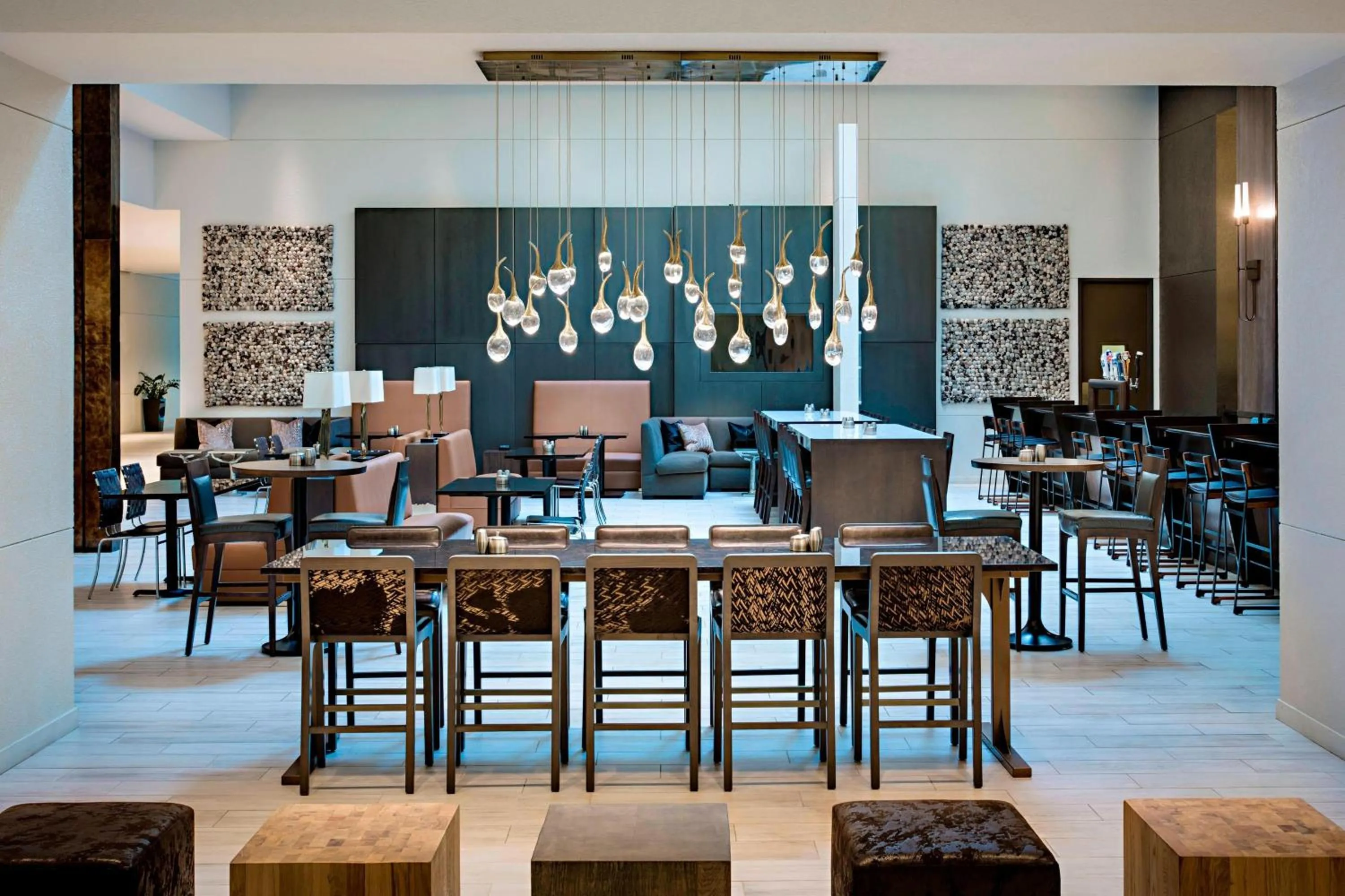 Restaurant/places to eat in Marriott Dallas Fort Worth Westlake