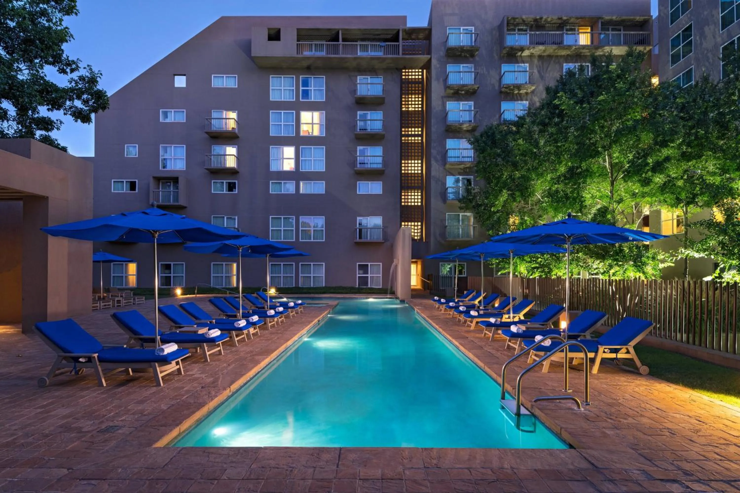 Swimming pool in Marriott Dallas Fort Worth Westlake