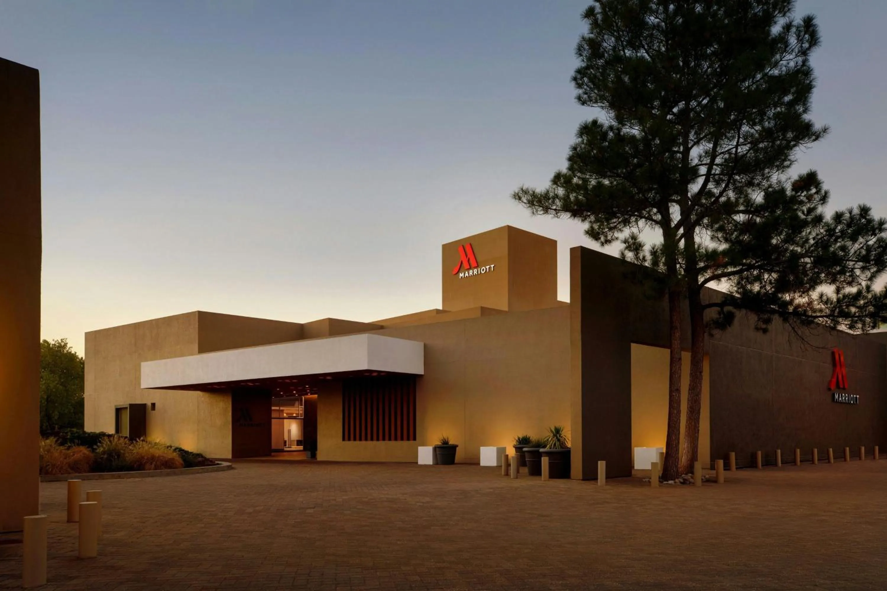 Property building in Marriott Dallas Fort Worth Westlake