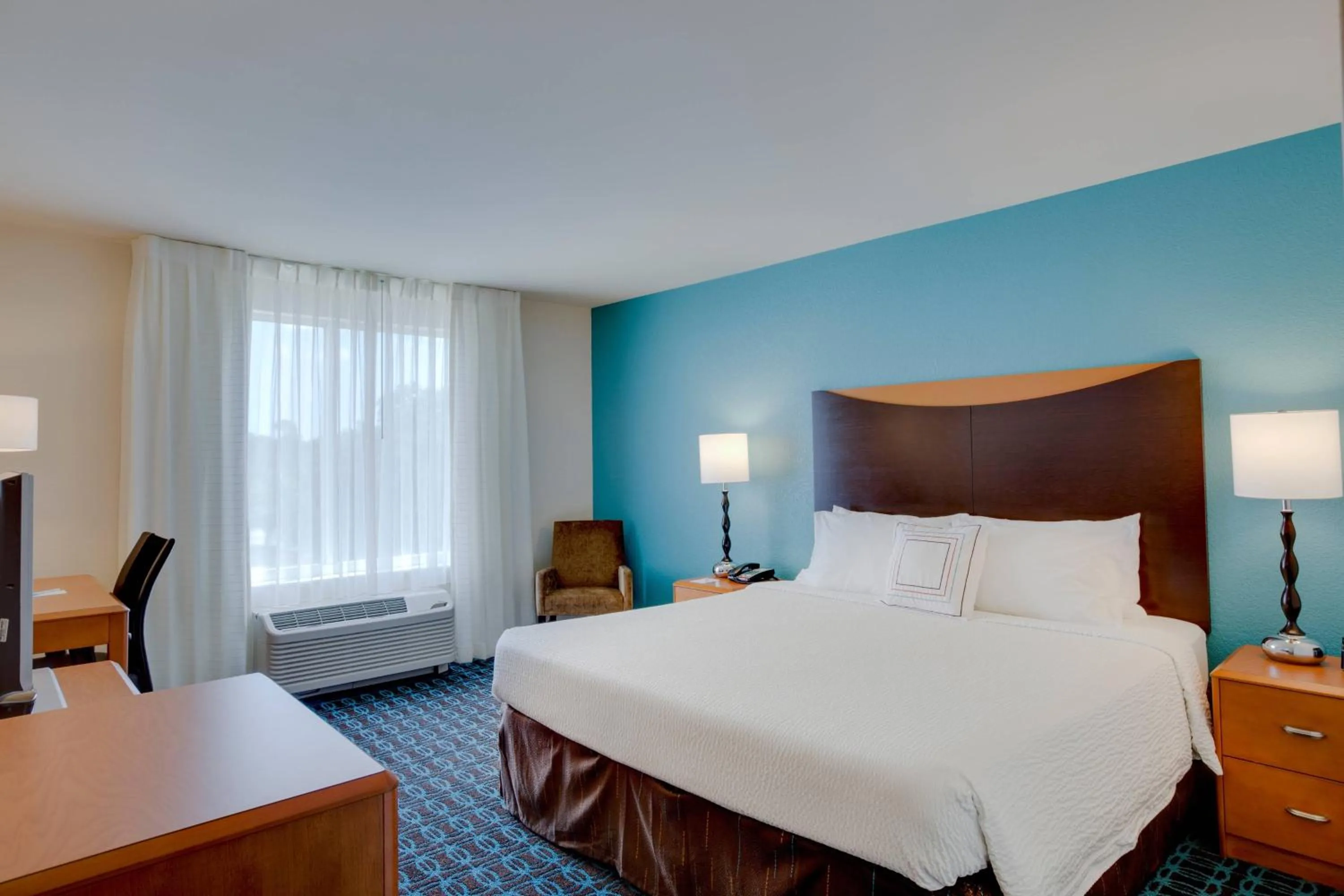 Photo of the whole room, Bed in Fairfield by Marriott Inn & Suites Melbourne West/Palm Bay