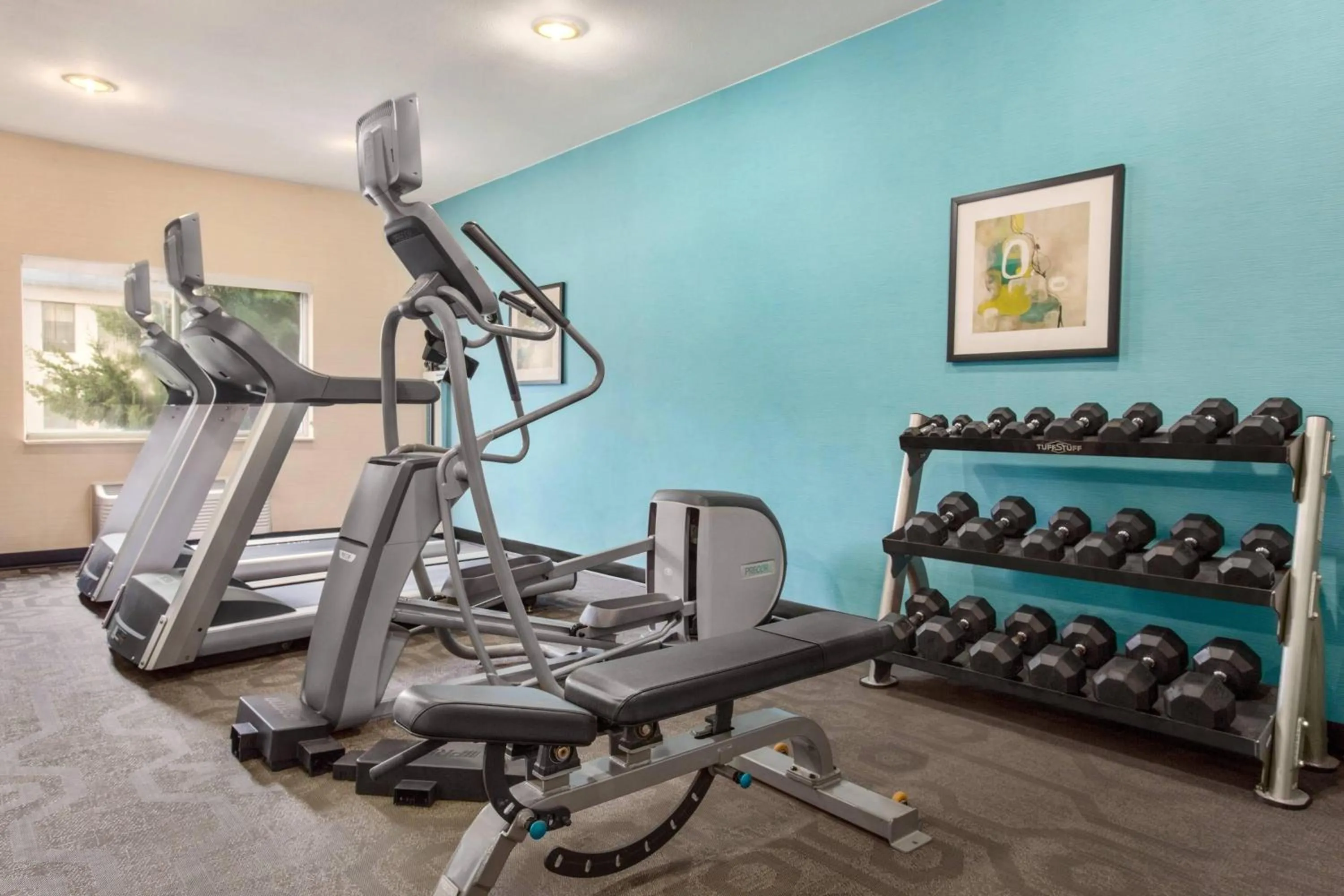 Fitness centre/facilities in Fairfield Inn & Suites by Marriott Norman