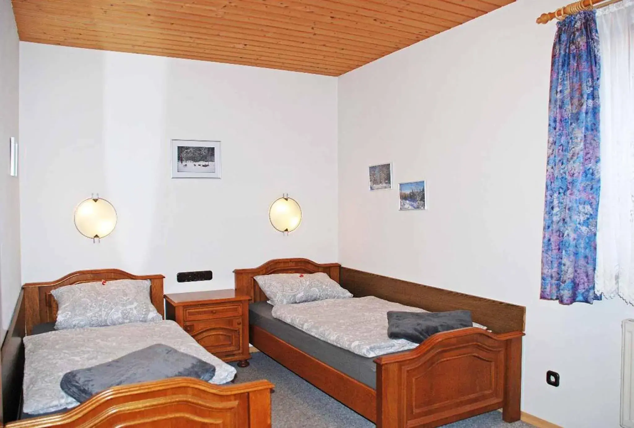Standard Twin Room - single occupancy in Pension "Bayerwald" Standard Twin Room - single occupancy in Pension "Bayerwald"