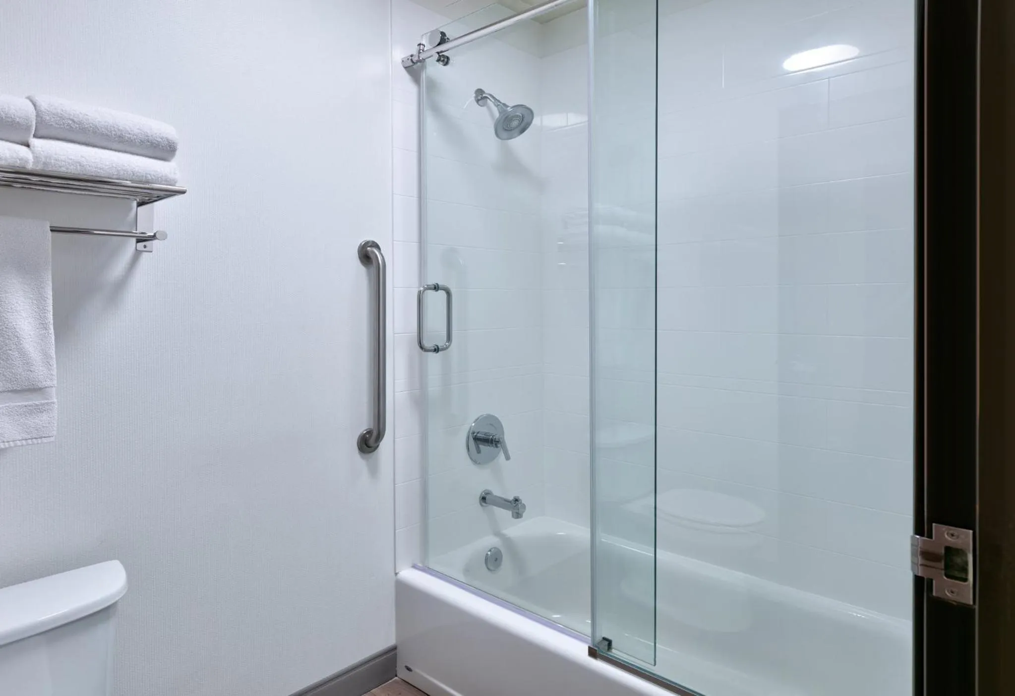 Photo of the whole room in Holiday Inn Express Spokane-Valley by IHG