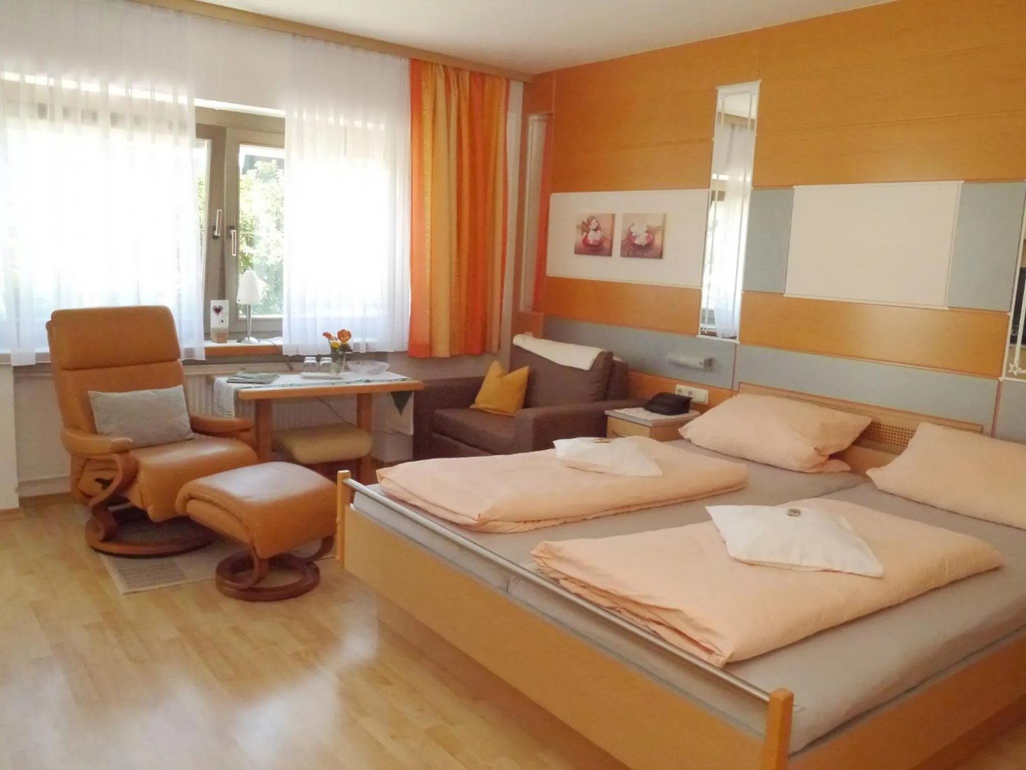 Bed in Pension / FW Gästehaus Stern