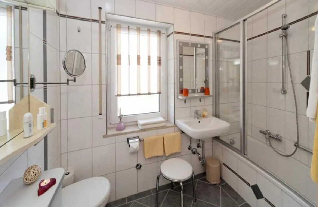 Bathroom in Pension / FW Gästehaus Stern