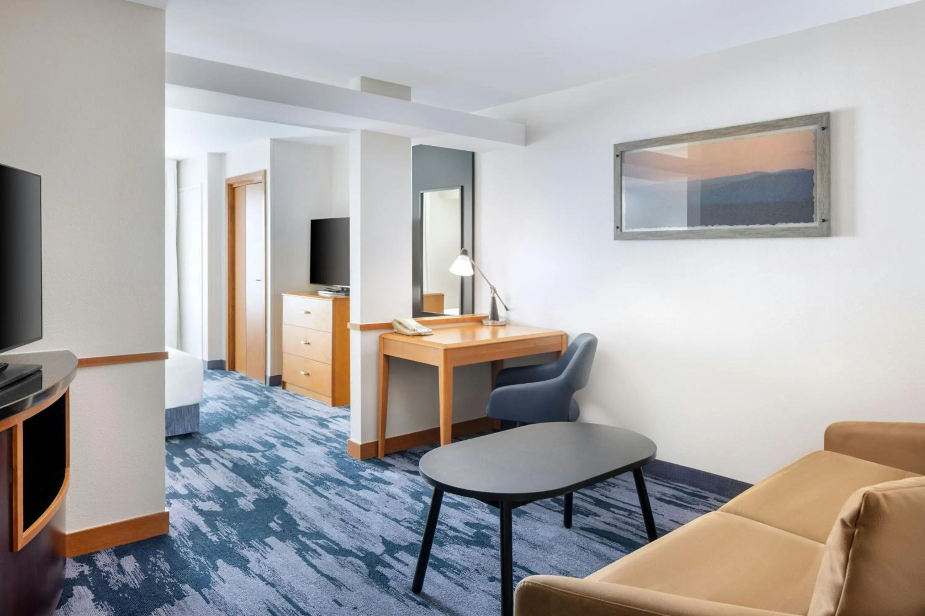 Photo of the whole room in Fairfield Inn and Suites Turlock