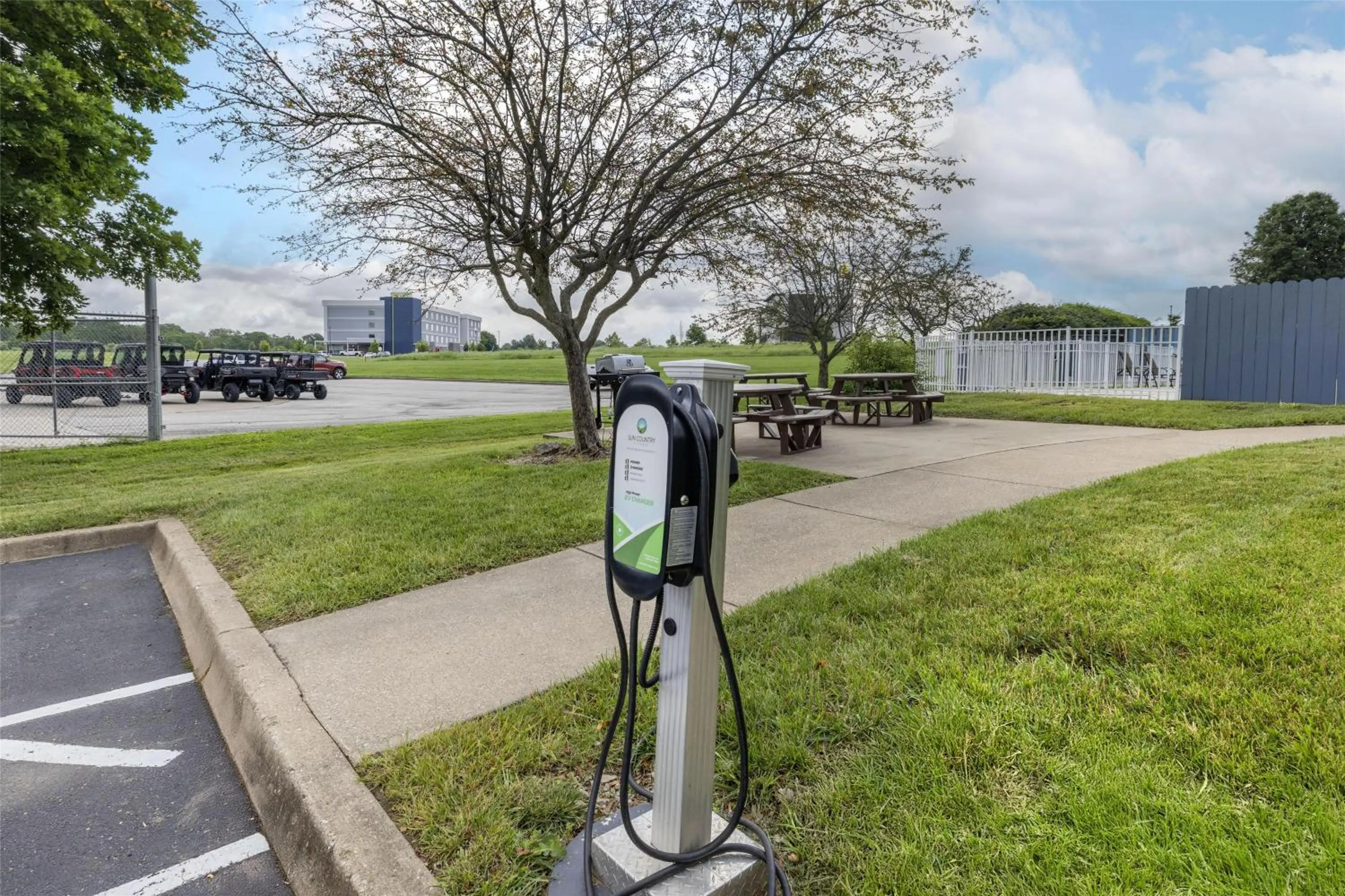 Property building in Best Western Louisville South - Shepherdsville