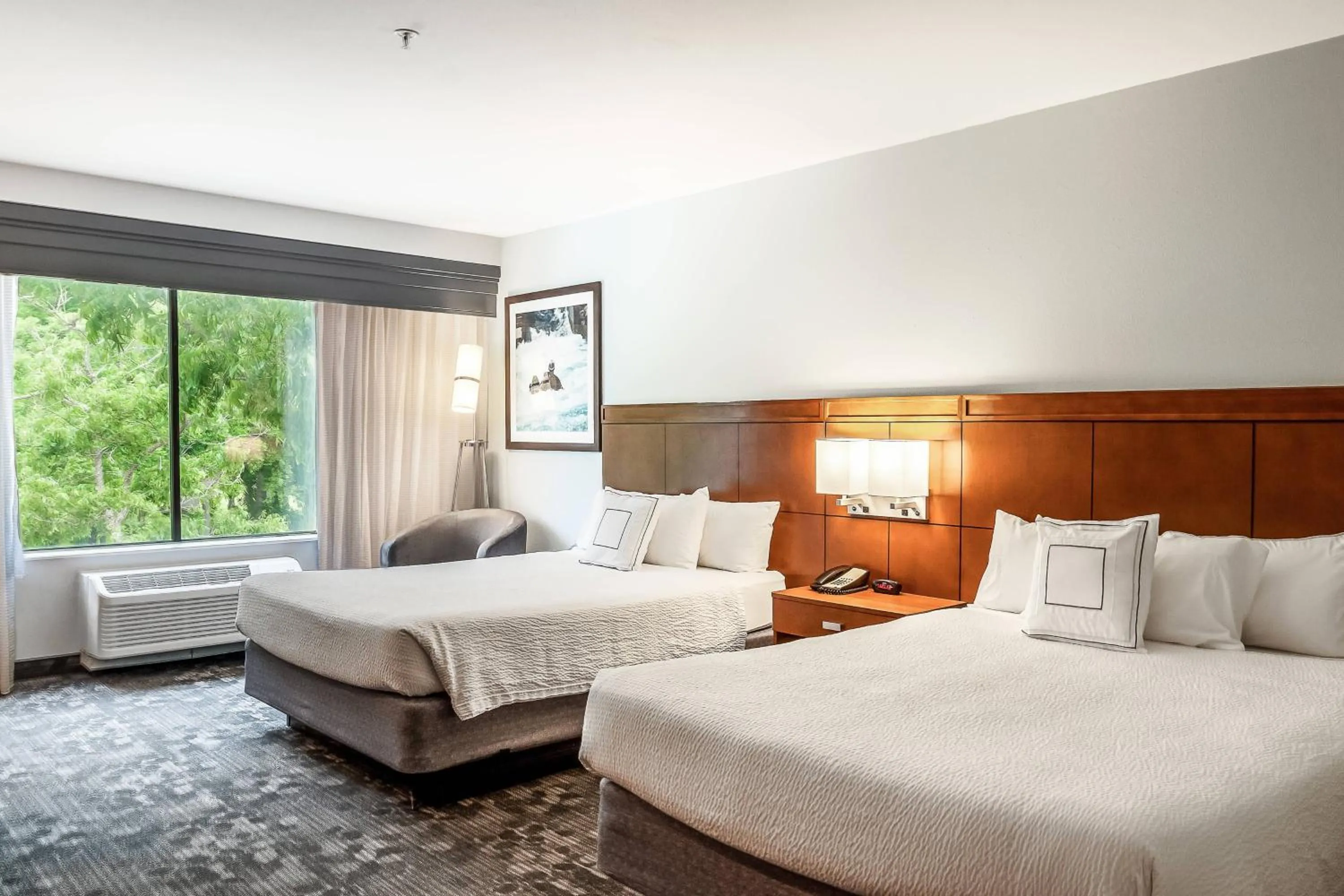 Photo of the whole room, Bed in Courtyard by Marriott New Braunfels River Village