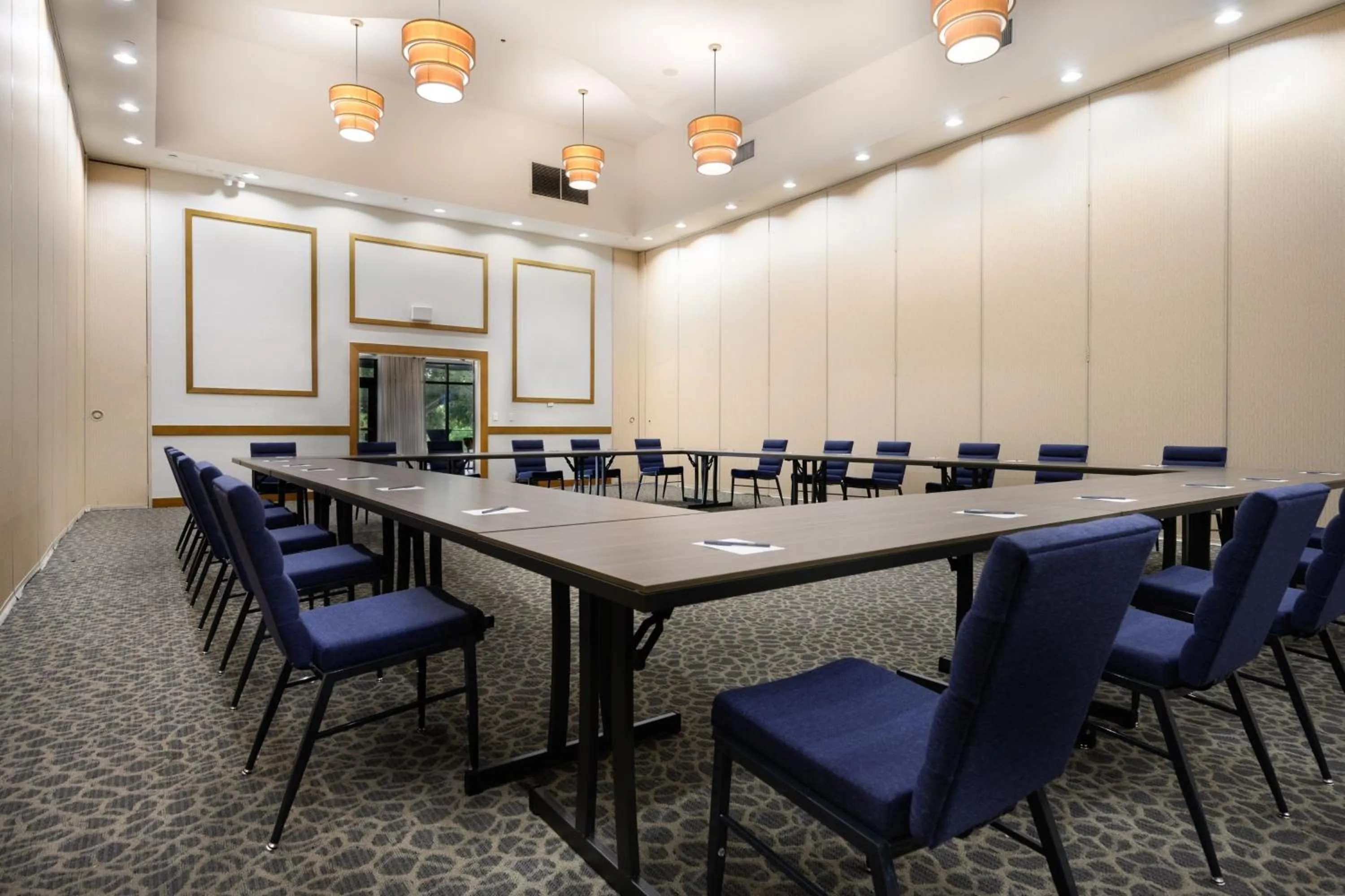 Meeting/conference room in Courtyard by Marriott New Braunfels River Village