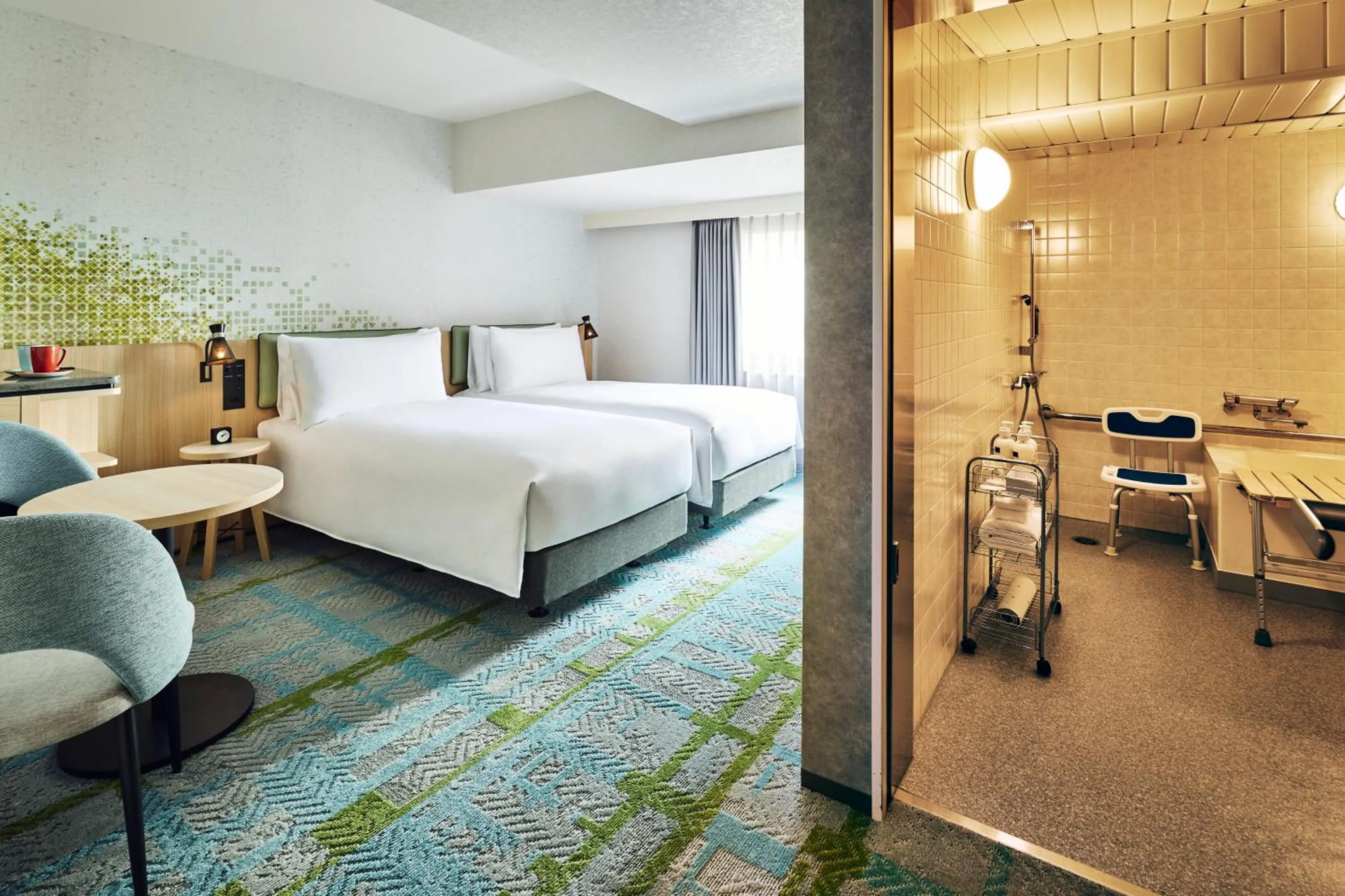 Photo of the whole room, Bed in Holiday Inn Kyoto Gojo