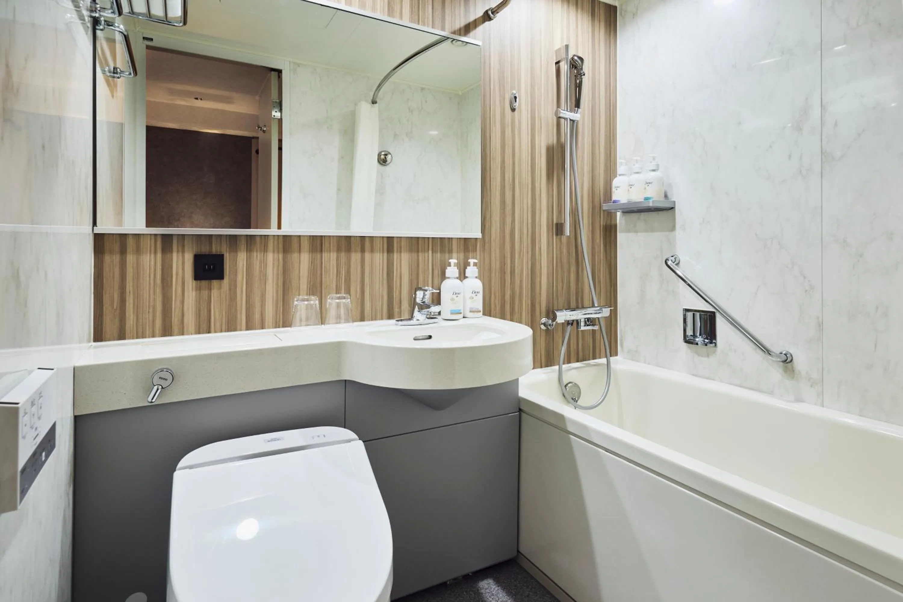 Bathroom in Holiday Inn Kyoto Gojo