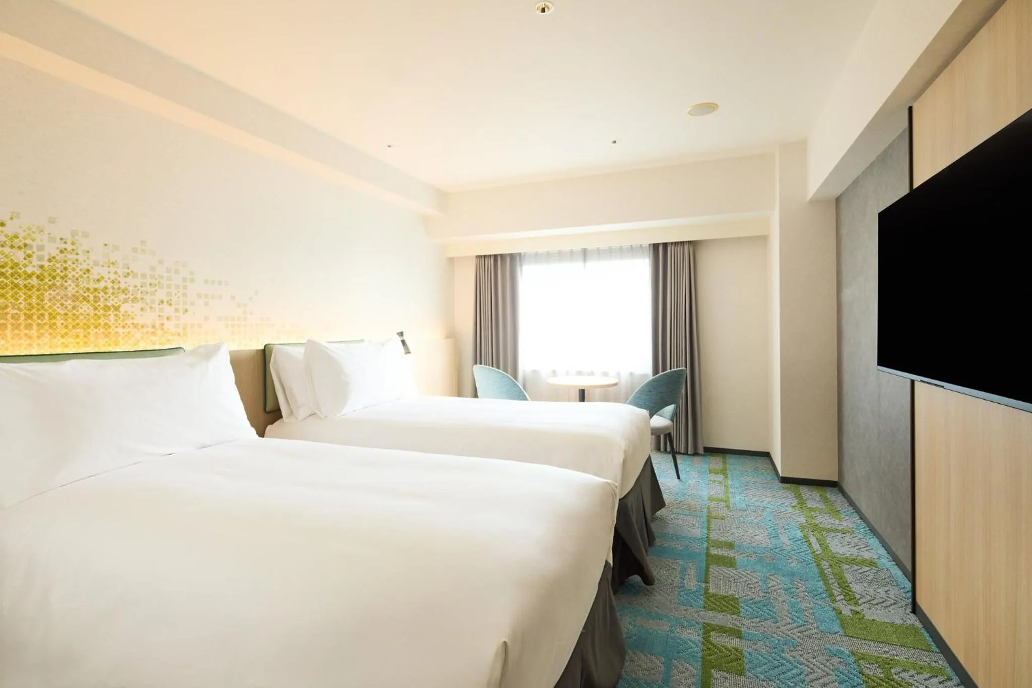 Photo of the whole room, Bed in Holiday Inn Kyoto Gojo