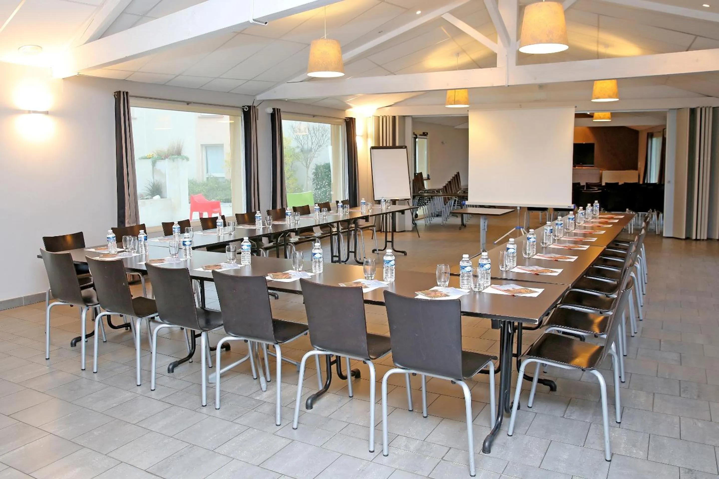 Meeting/conference room in The Originals City, Hôtel Le Causséa, Castres
